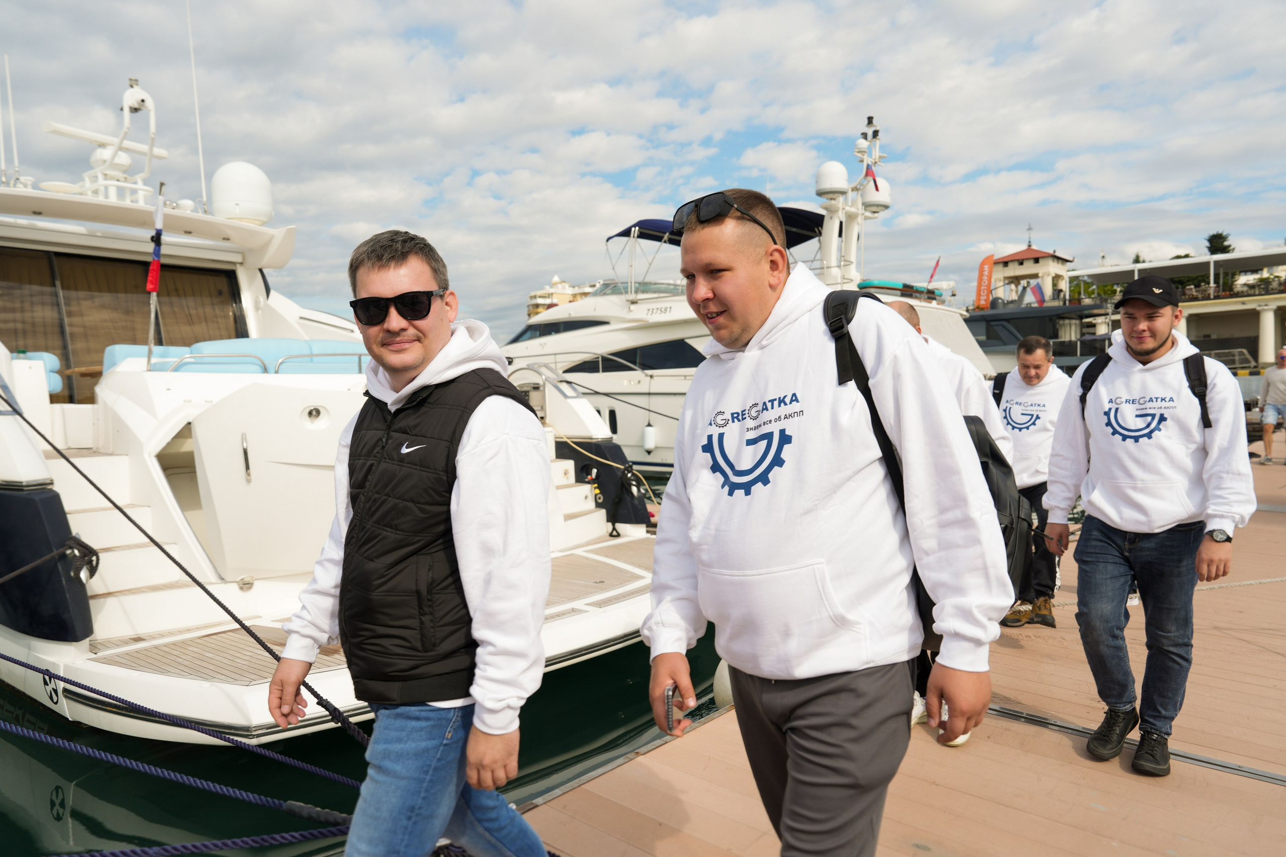 Яхтенная регата для компании Агрегатка. Репортажный фотограф в Красной Поляне и Сочи Павлюченко Екатерина