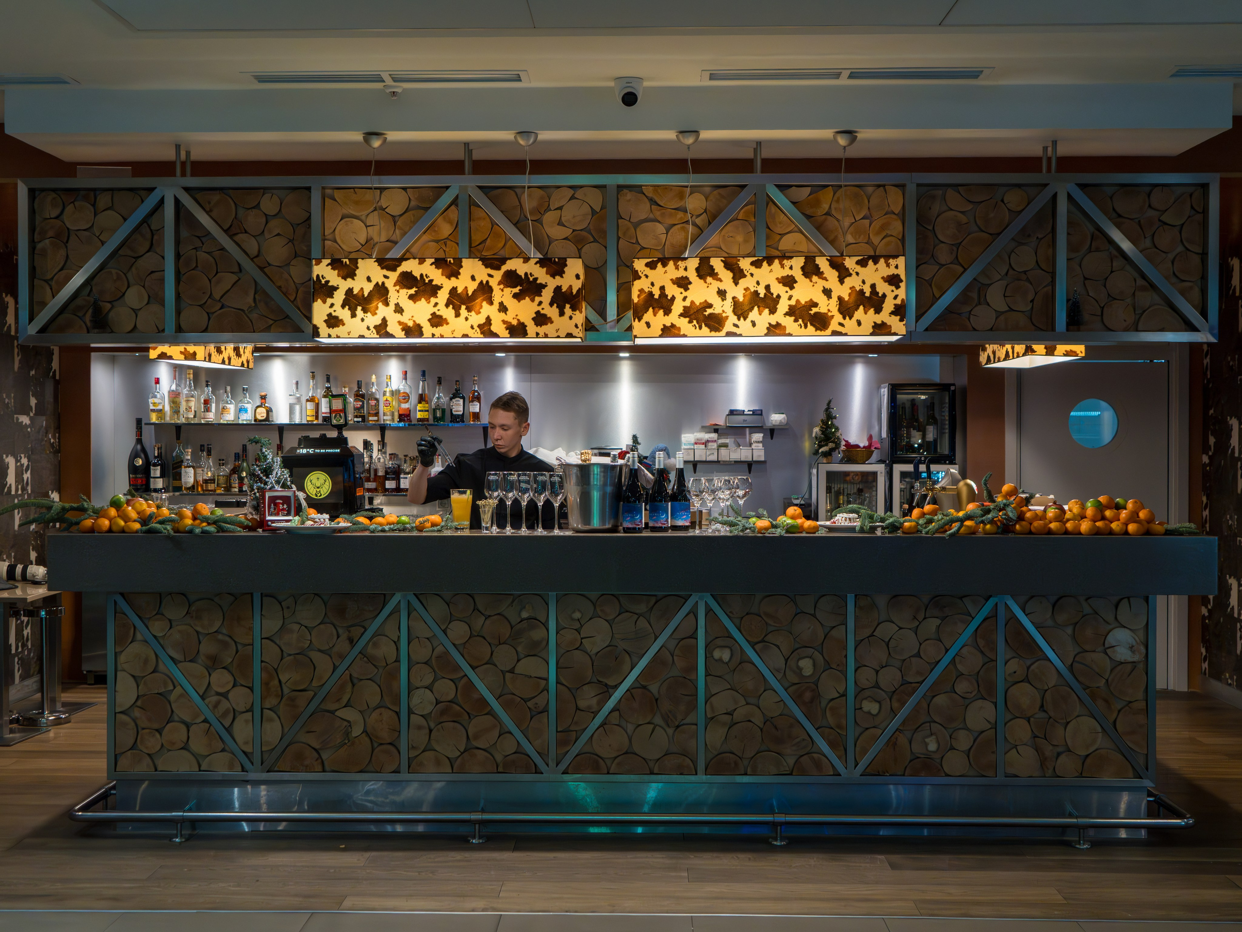 Новый год 2024 в ресторане Эрбелия. Репортажный фотограф в Красной Поляне и Сочи Павлюченко Екатерина