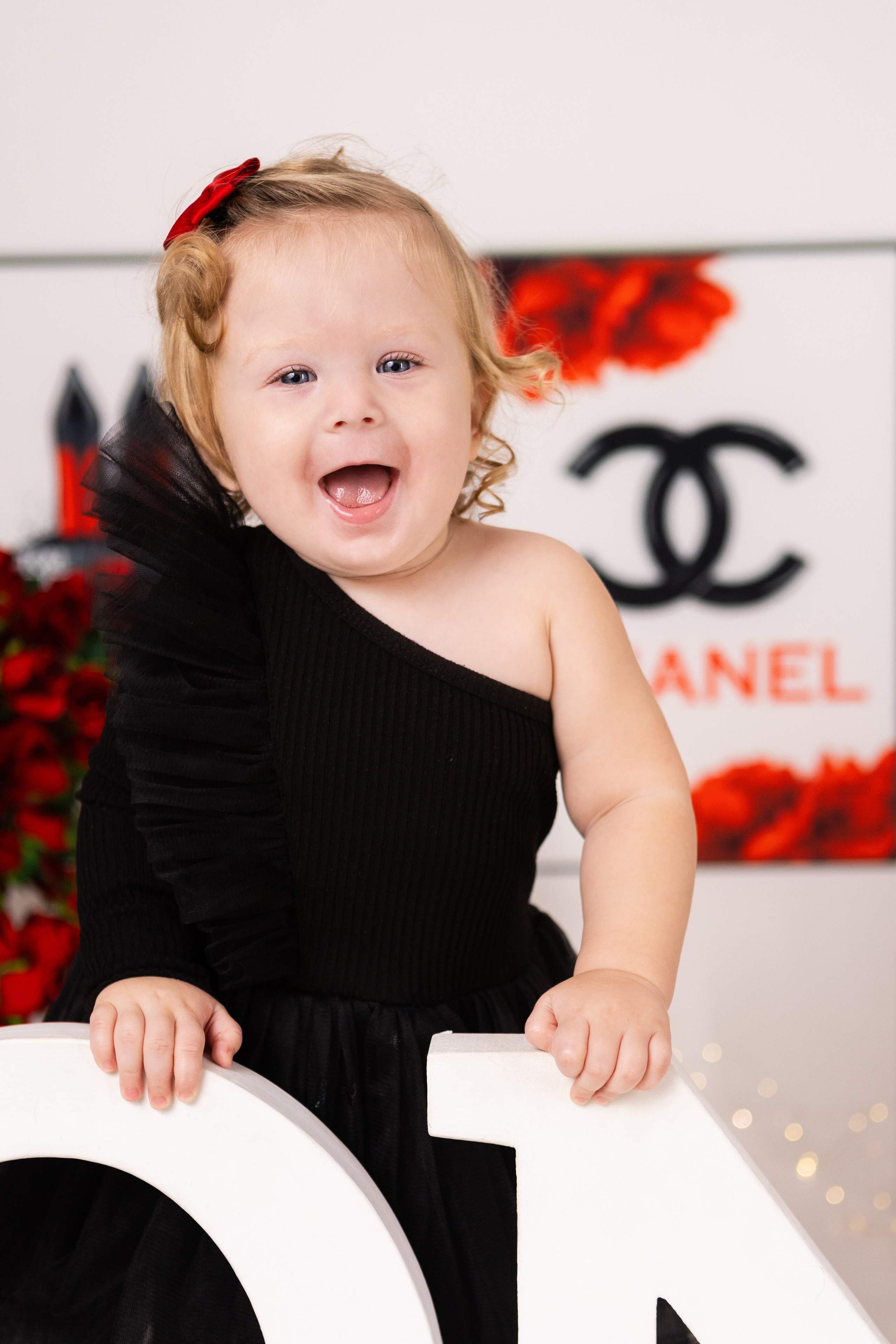 Еве 1 годик. Фотостудия «Антураж». Свадебный семейный и детский фотограф в Краснодаре Карина Федоровская