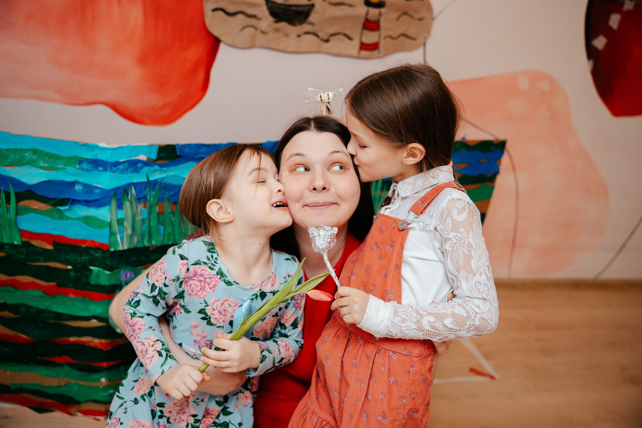 8 марта в Монтессори-саду. Семейный lifestyle фотограф в Санкт-Петербурге Людмила Пахомова