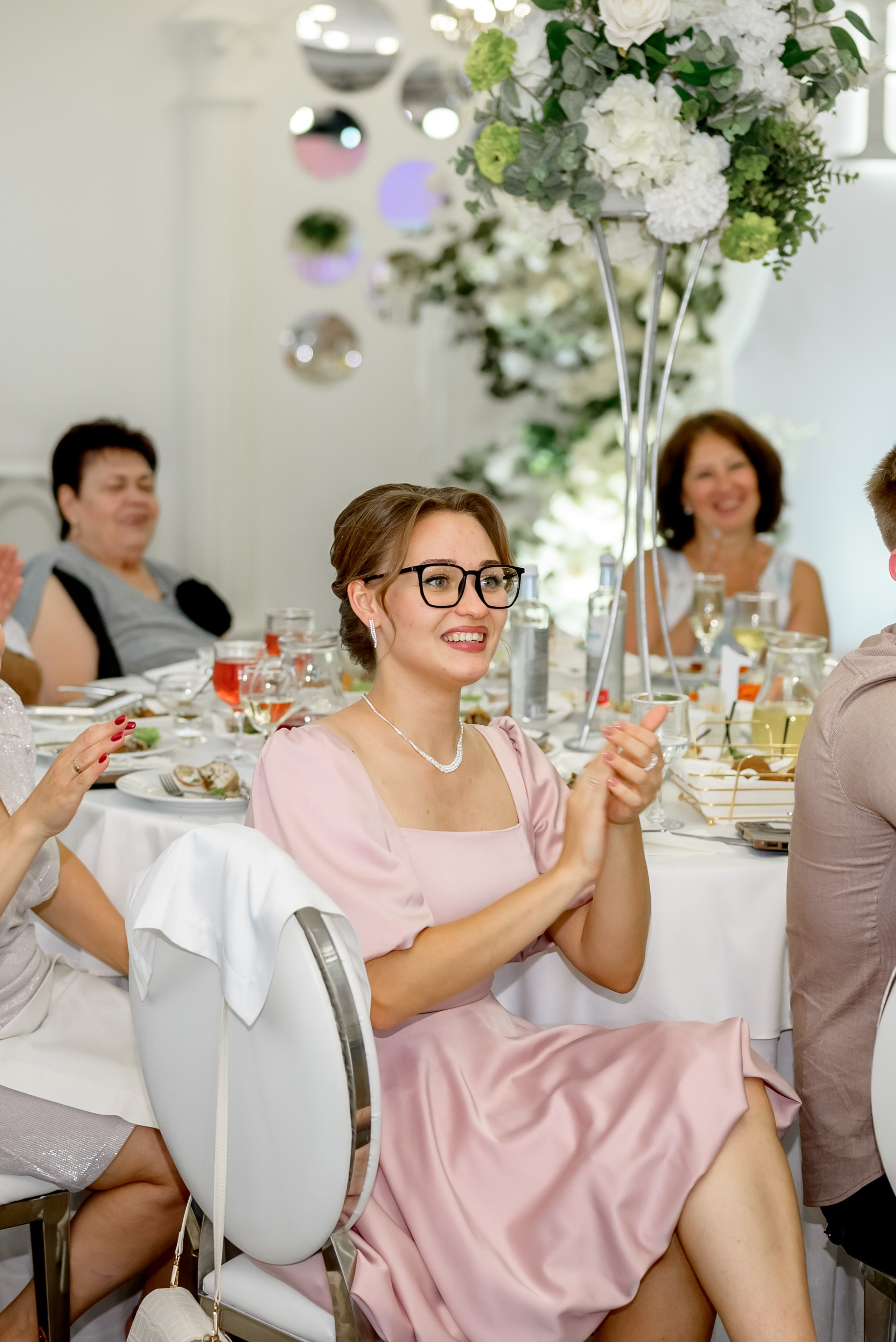 Банкетная часть. Юлия Басня семейный и свадебный фотограф в Донецке