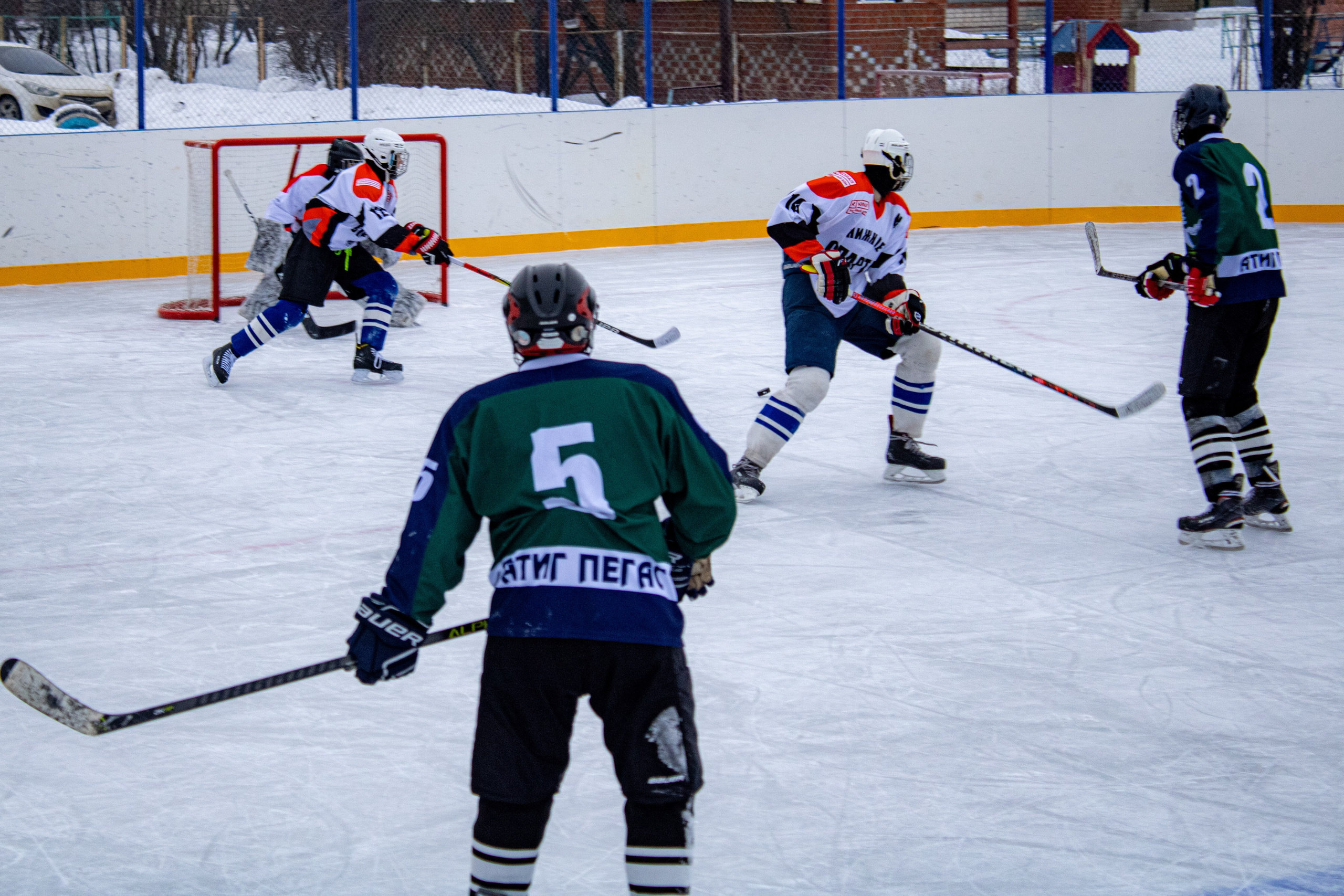 Хоккей г.п Атиг-г.Нижние Серги
