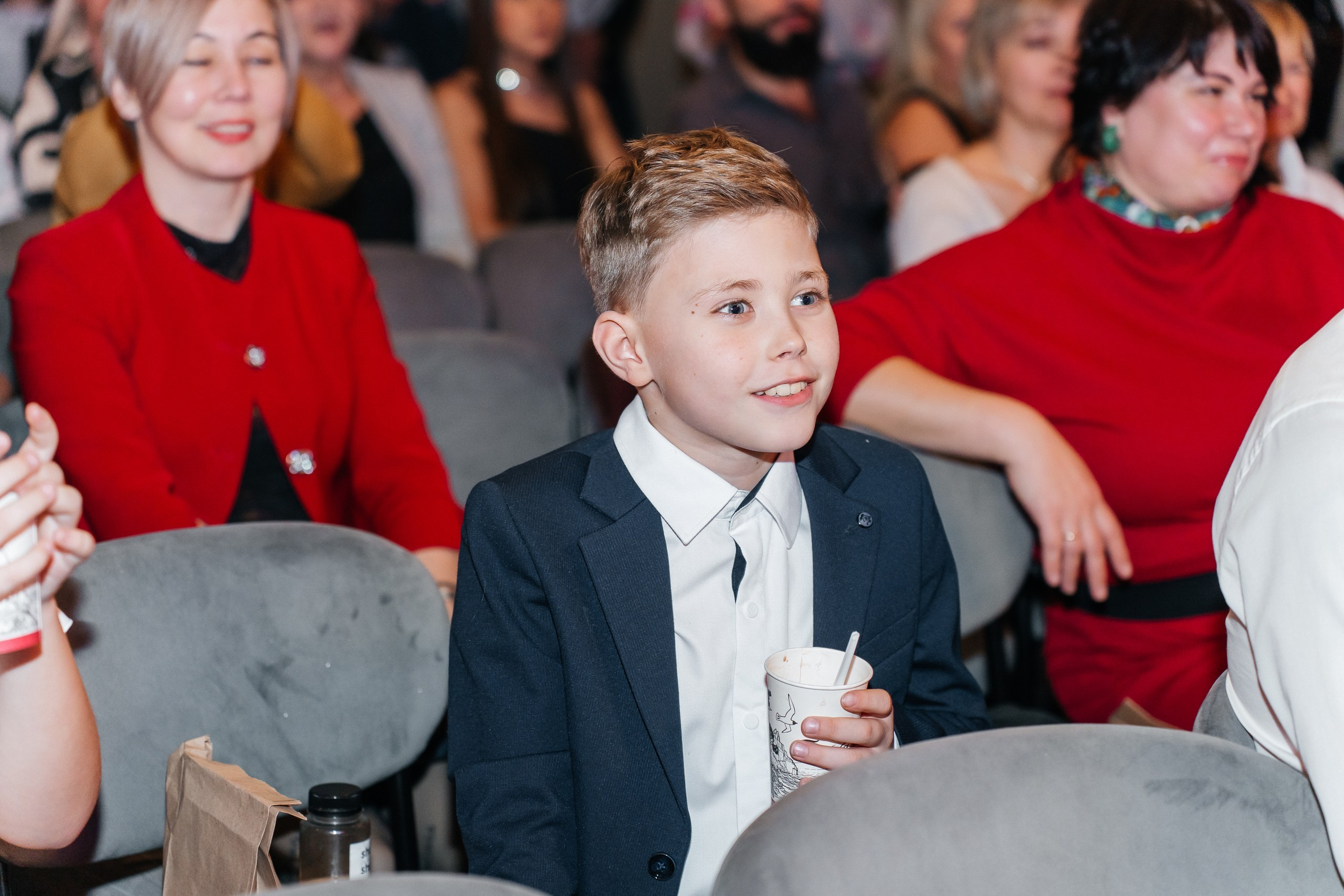 Одна единственная. Для тех, кто не ждёт удачи, а создаёт её. Каждая фотосессия — это твой момент, твой стиль, твой успех. 📸