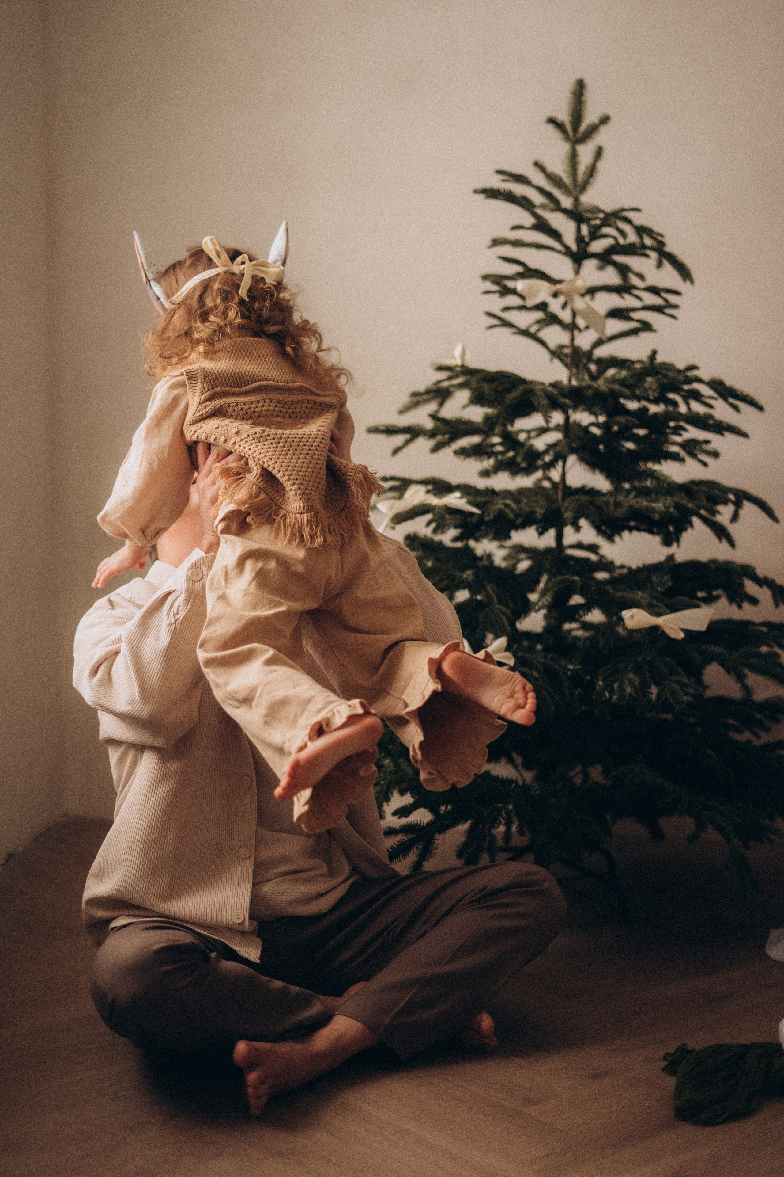 Женя, Ваня, Таисия и Есения. Главная