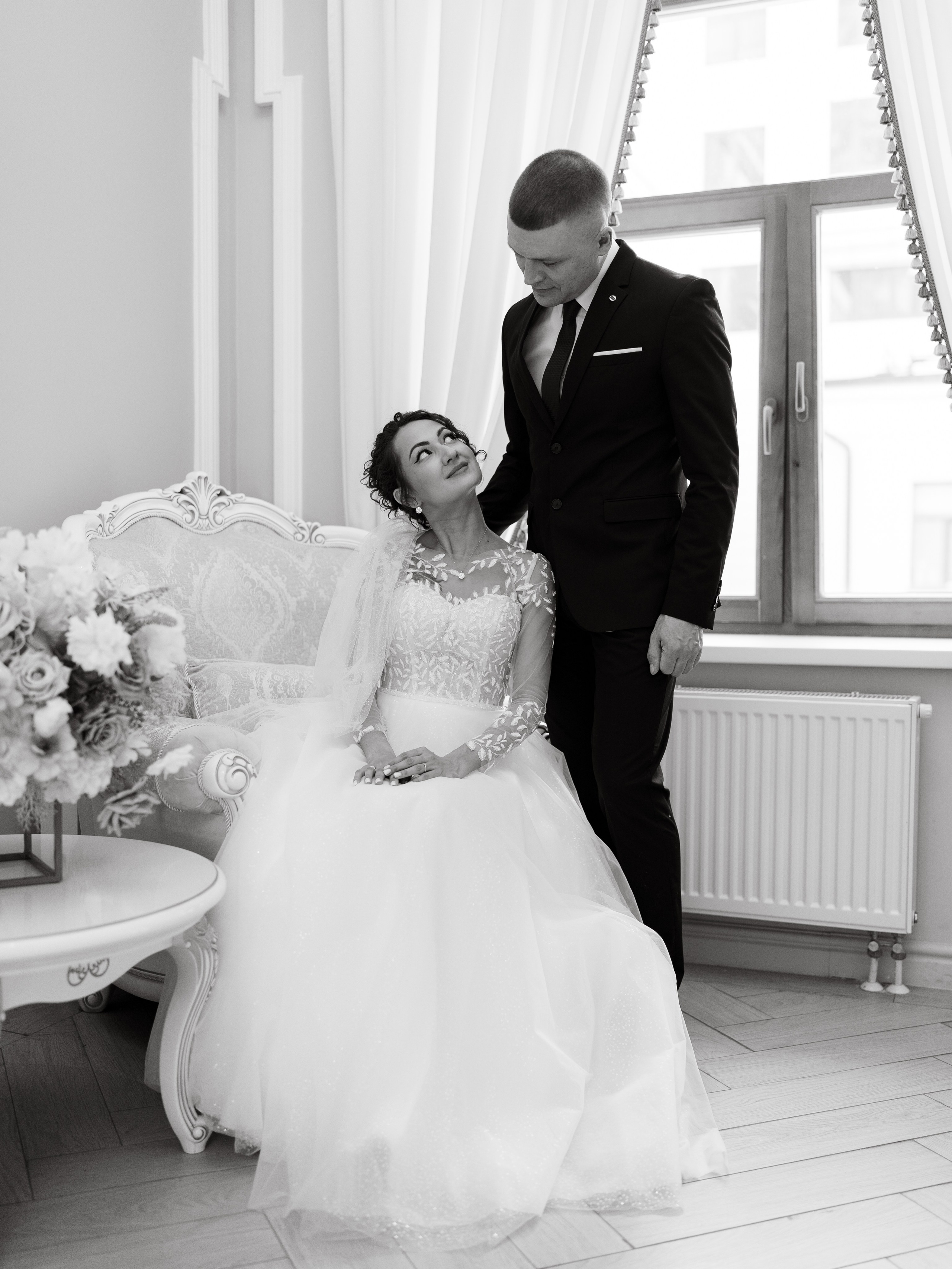 Свадебная фотосессия в загсе. Фотограф из Екатеринбурга Алена Мусалимова