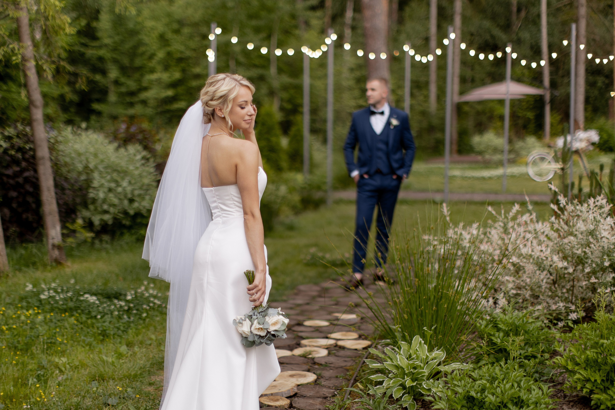 Один зонт, два сердца. Свадебный фотограф — Ефимов Сергей