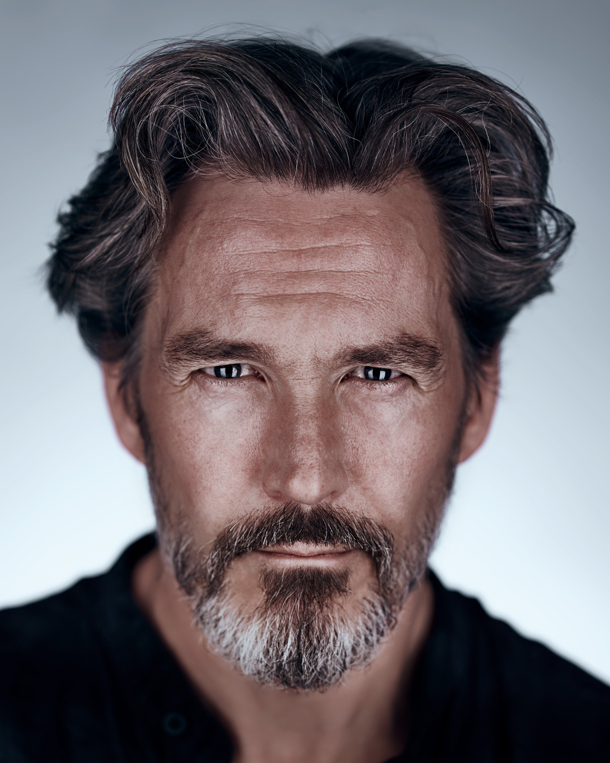 Фотосессия в стиле Esquire в Москве — журнальный портрет