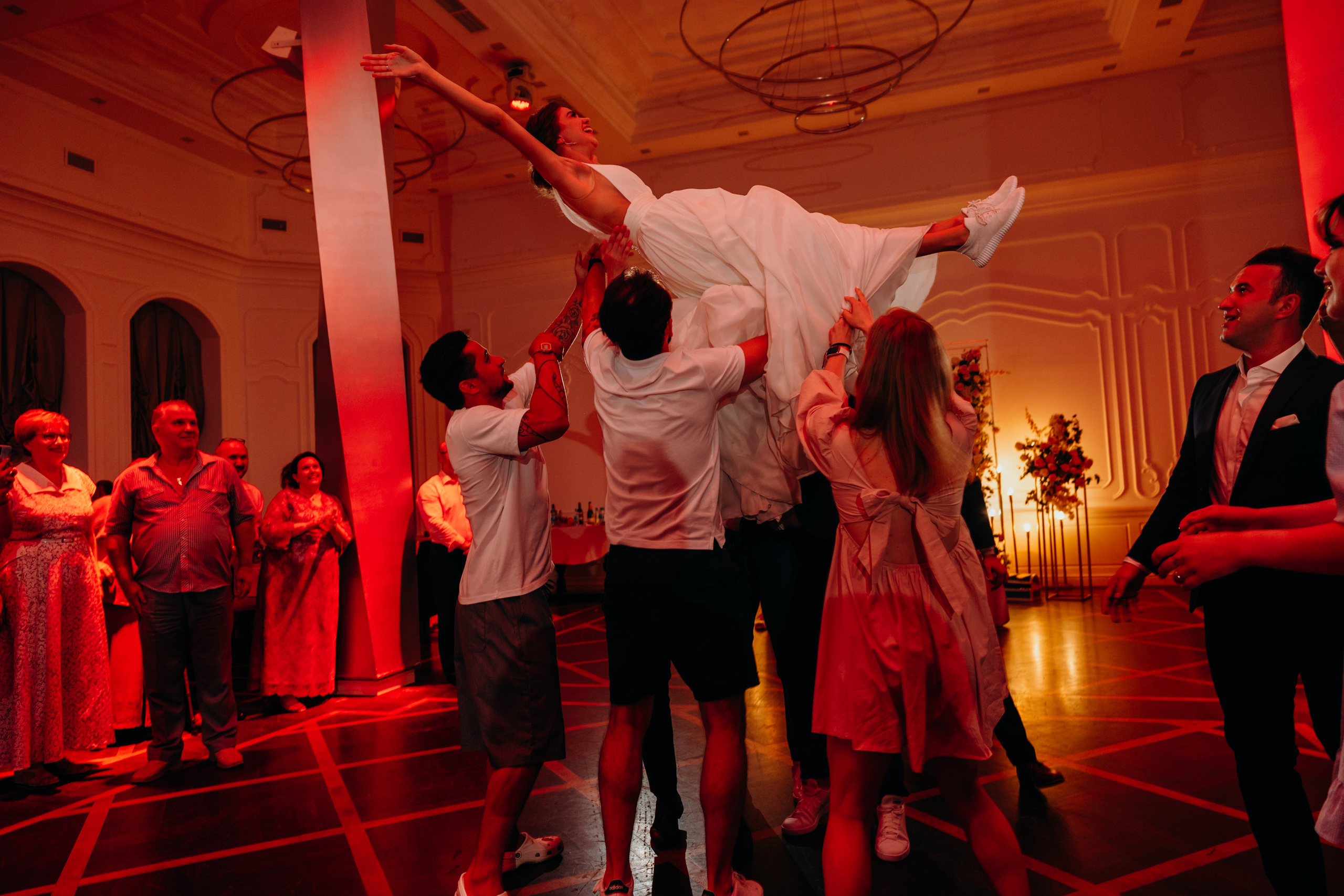 Свадьбы. Основная