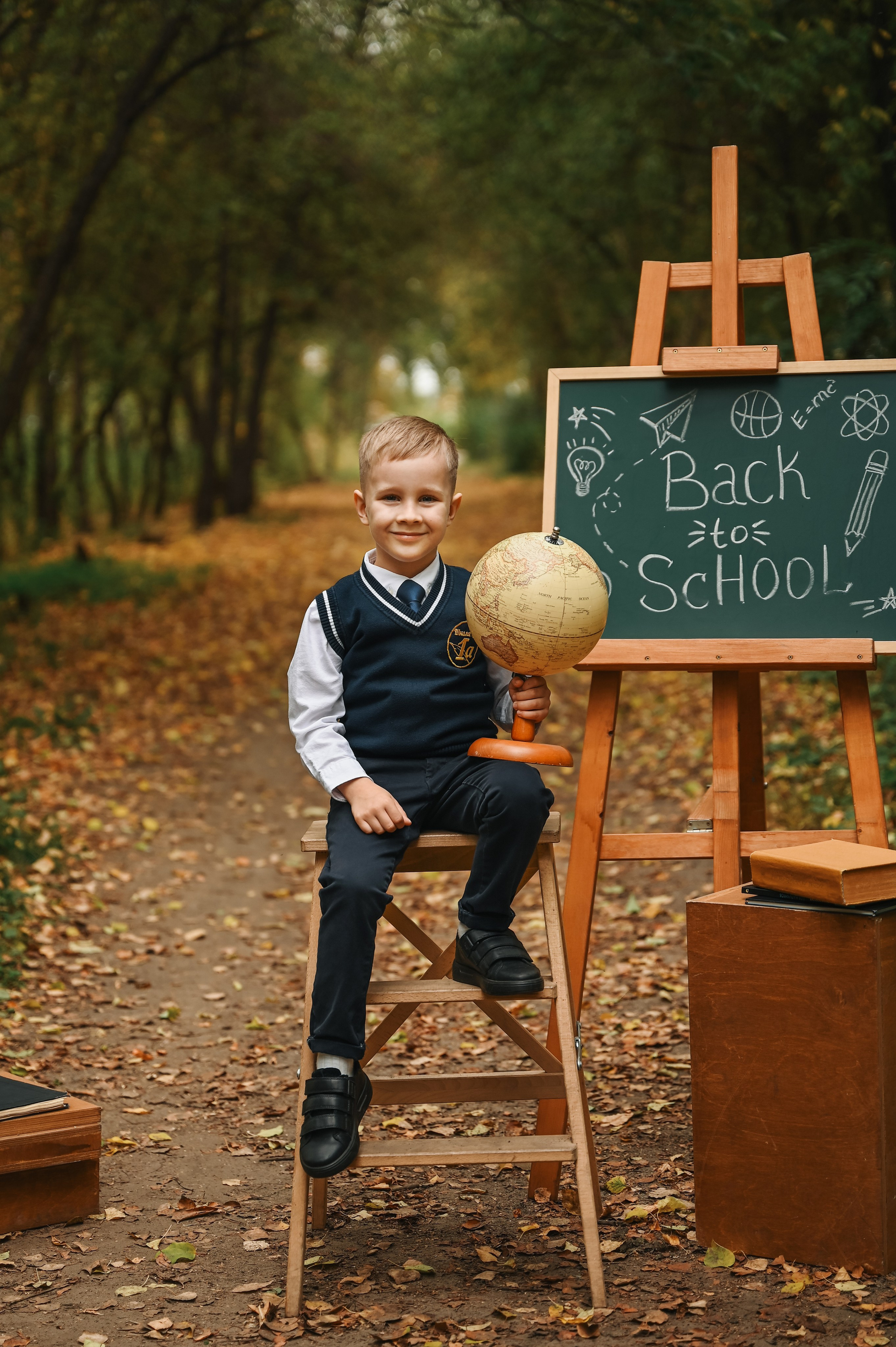 Началка. Выпускные альбомы в Кургане, Твой альбом, Книга