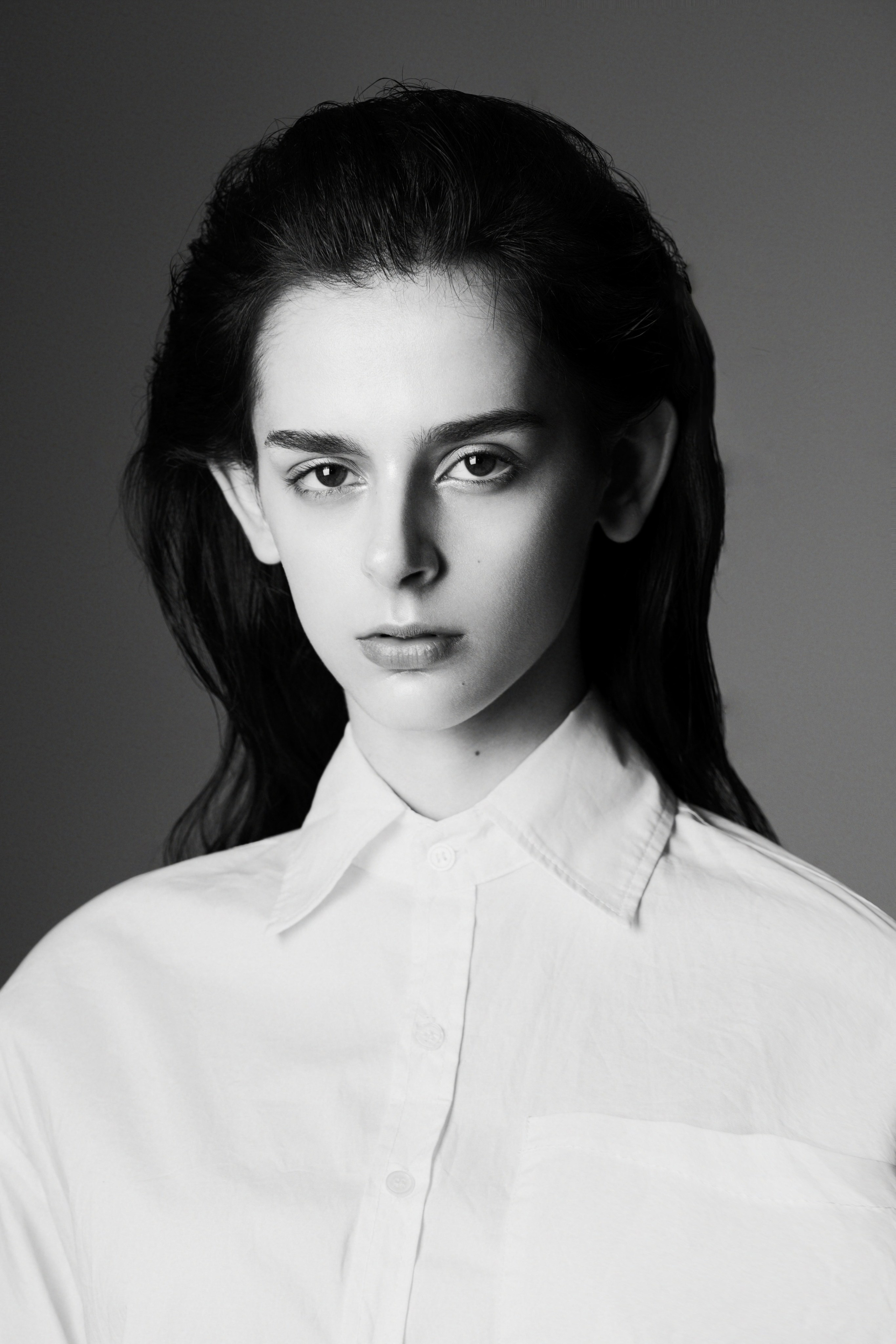 Roya. Axis model management