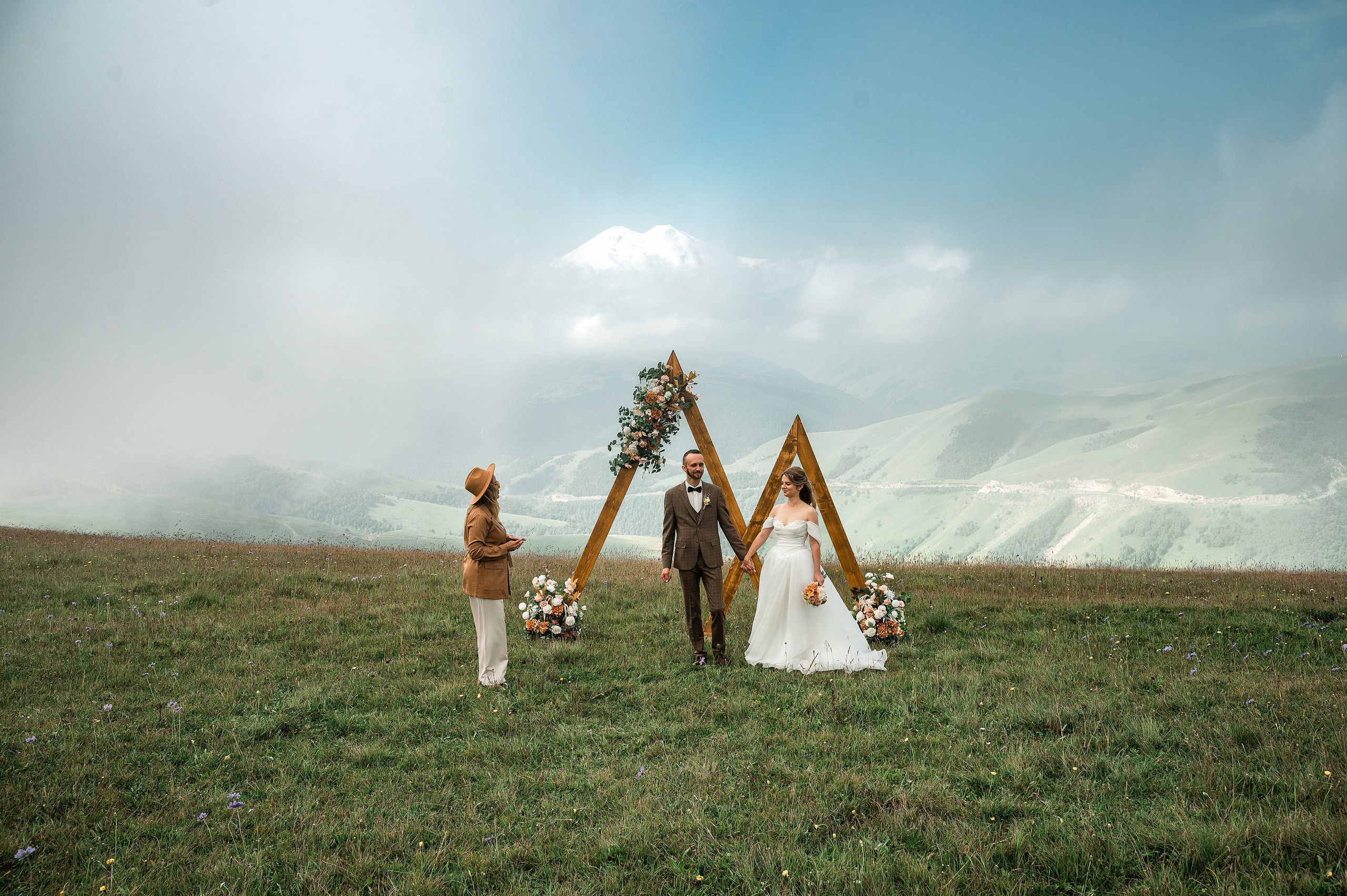 Горные и европейские свадьбы (сборное). Свадебный и travel фотограф в Волгограде, Сочи, Домбае, Европе