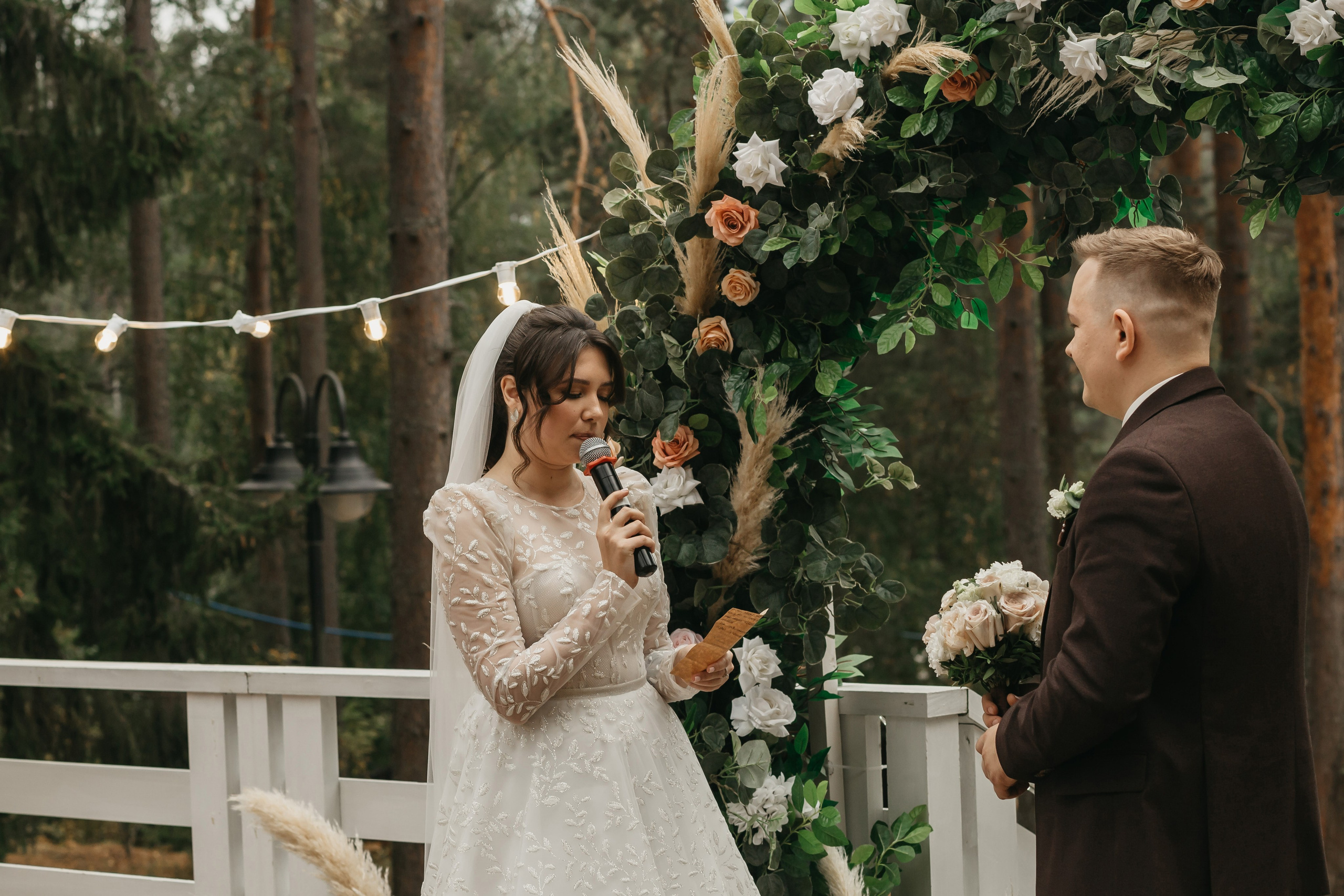 Свадебная фотосессия на природе. Свадебный фотограф в Санкт-Петербурге Игорь Бабенко