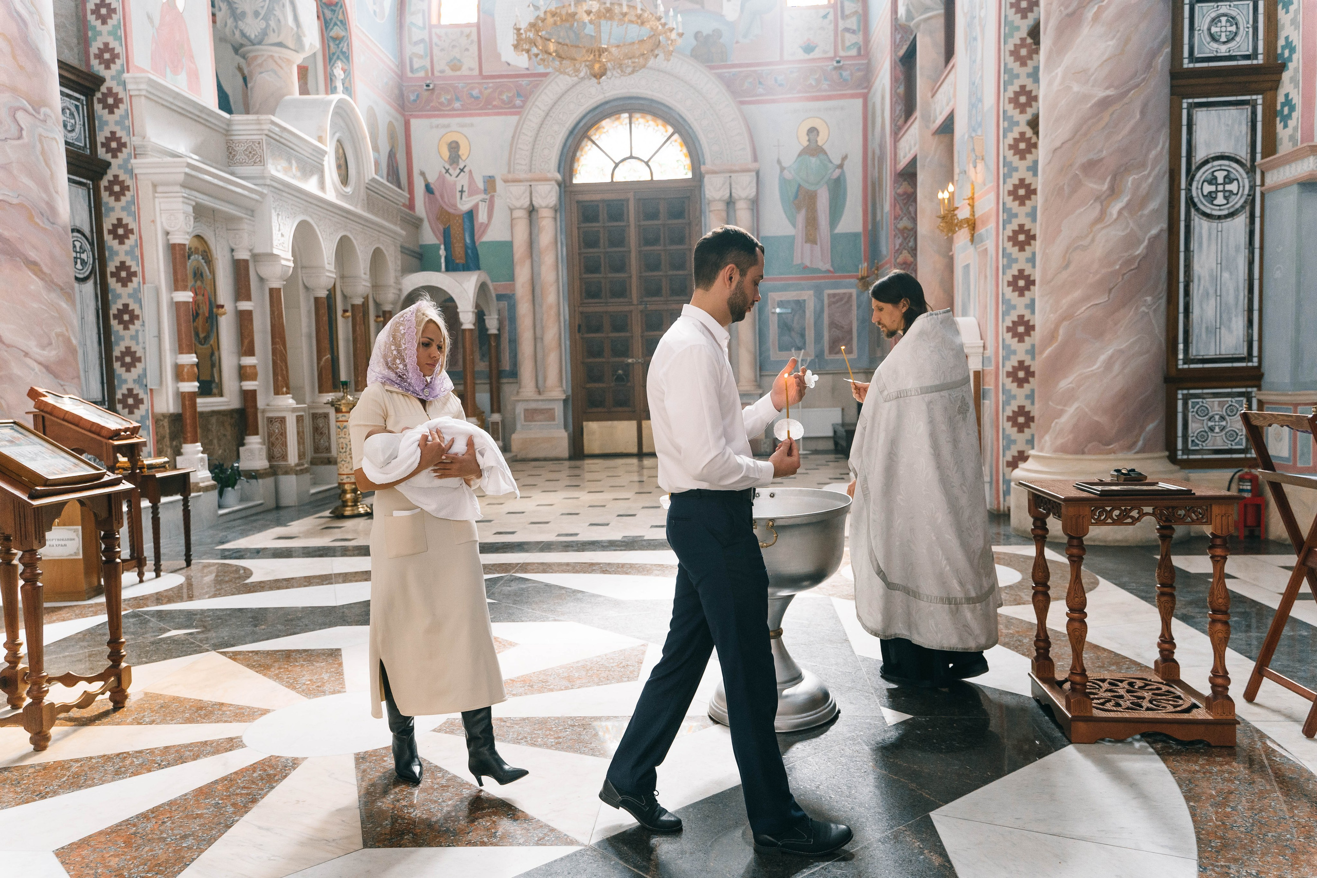 Фотограф на крещение в Самаре Сергей Логинов. Фотограф Сергей Логинов