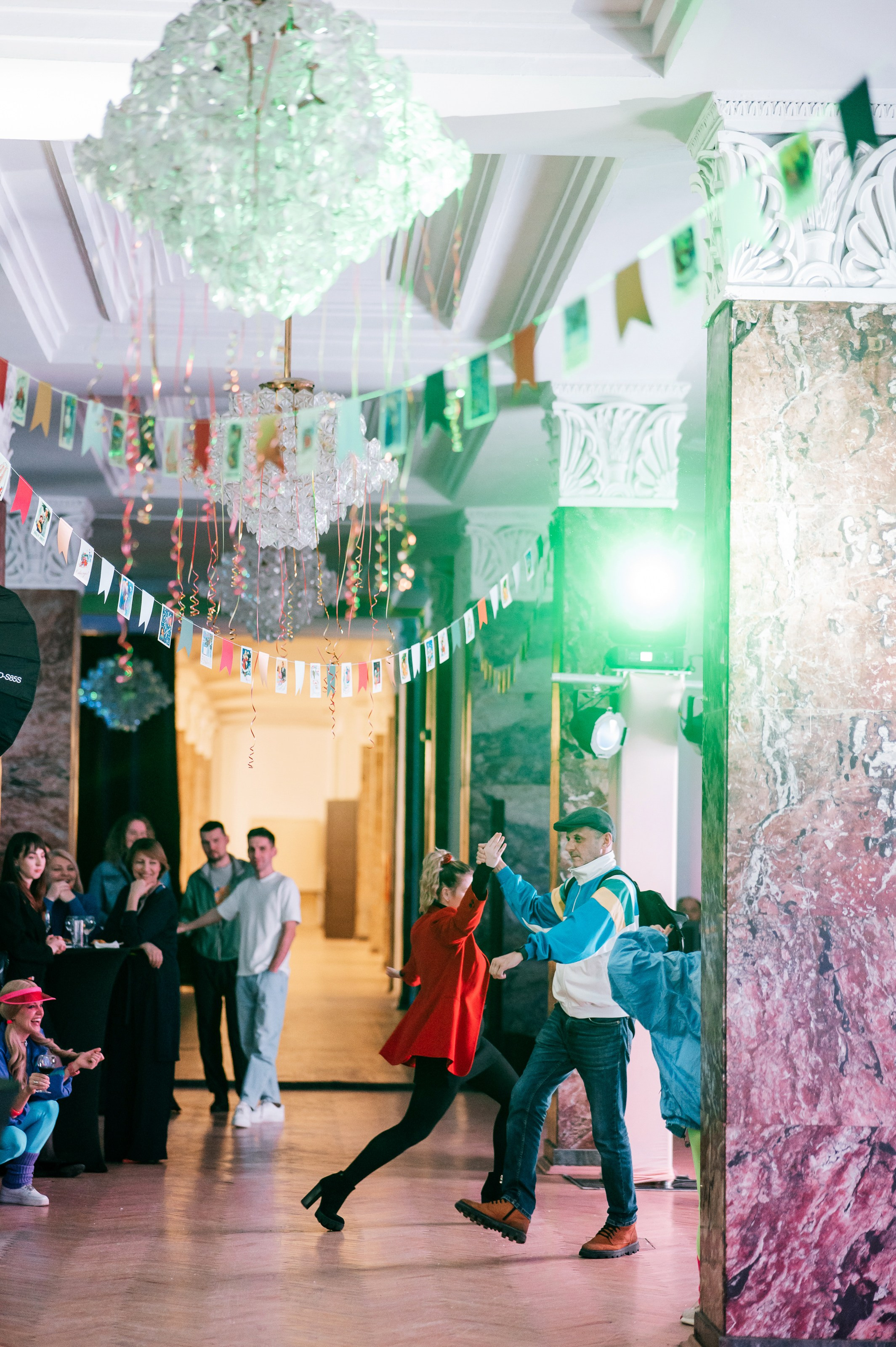 Корпоратив в стиле 90-х. Фотограф Дмитрий Сермяжко