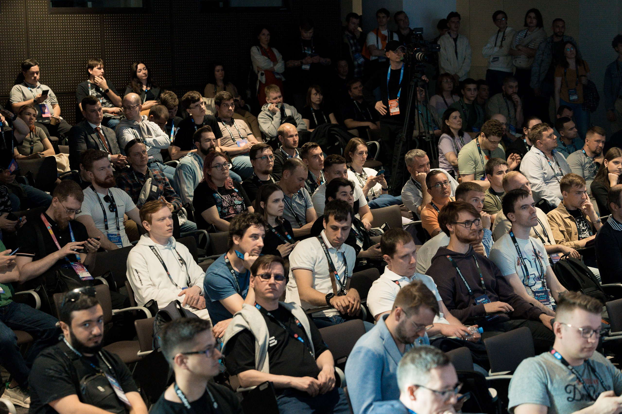 Лужники — Киберфестиваль Positive Hack Days 2. Фотограф Юлия Назарова