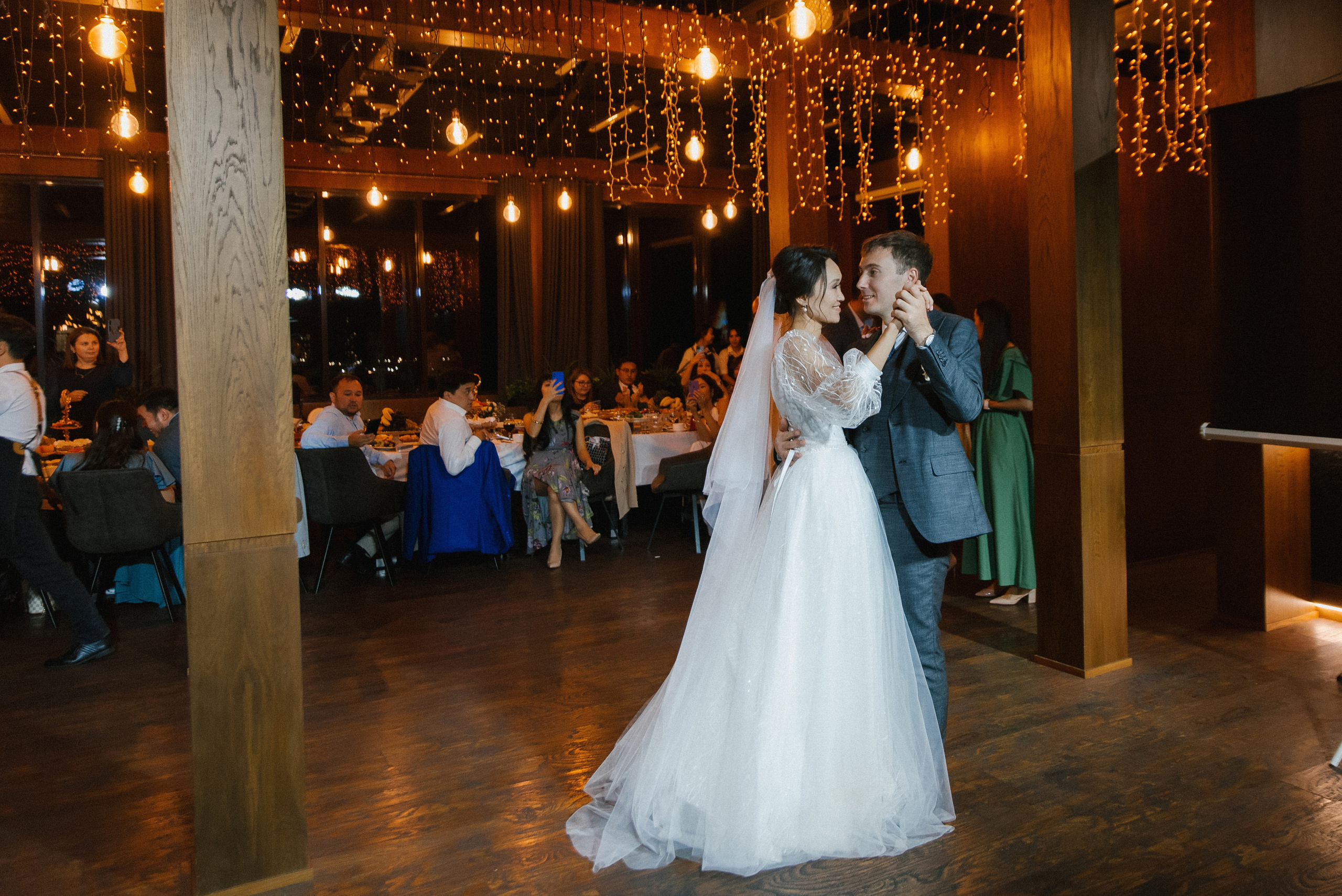 Дмитрий & Анель. Фотограф Даурен Абилхаятов