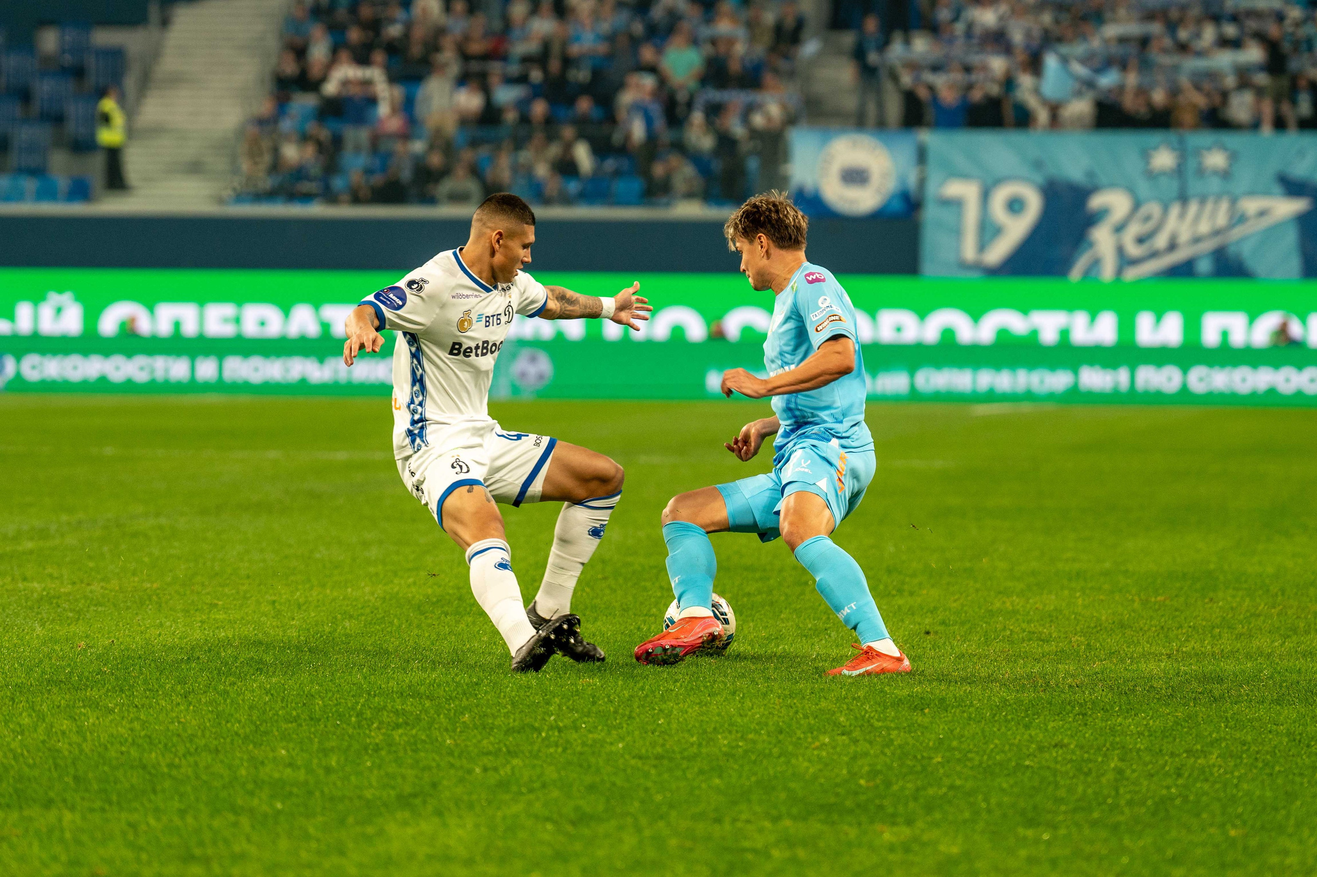 Зенит — Динамо (Москва): фотогалерея РПЛ, 13 тур на Газпром Арене | Антон Гауф. Спортивный фотограф в Санкт-Петербурге | Антон Гауф
