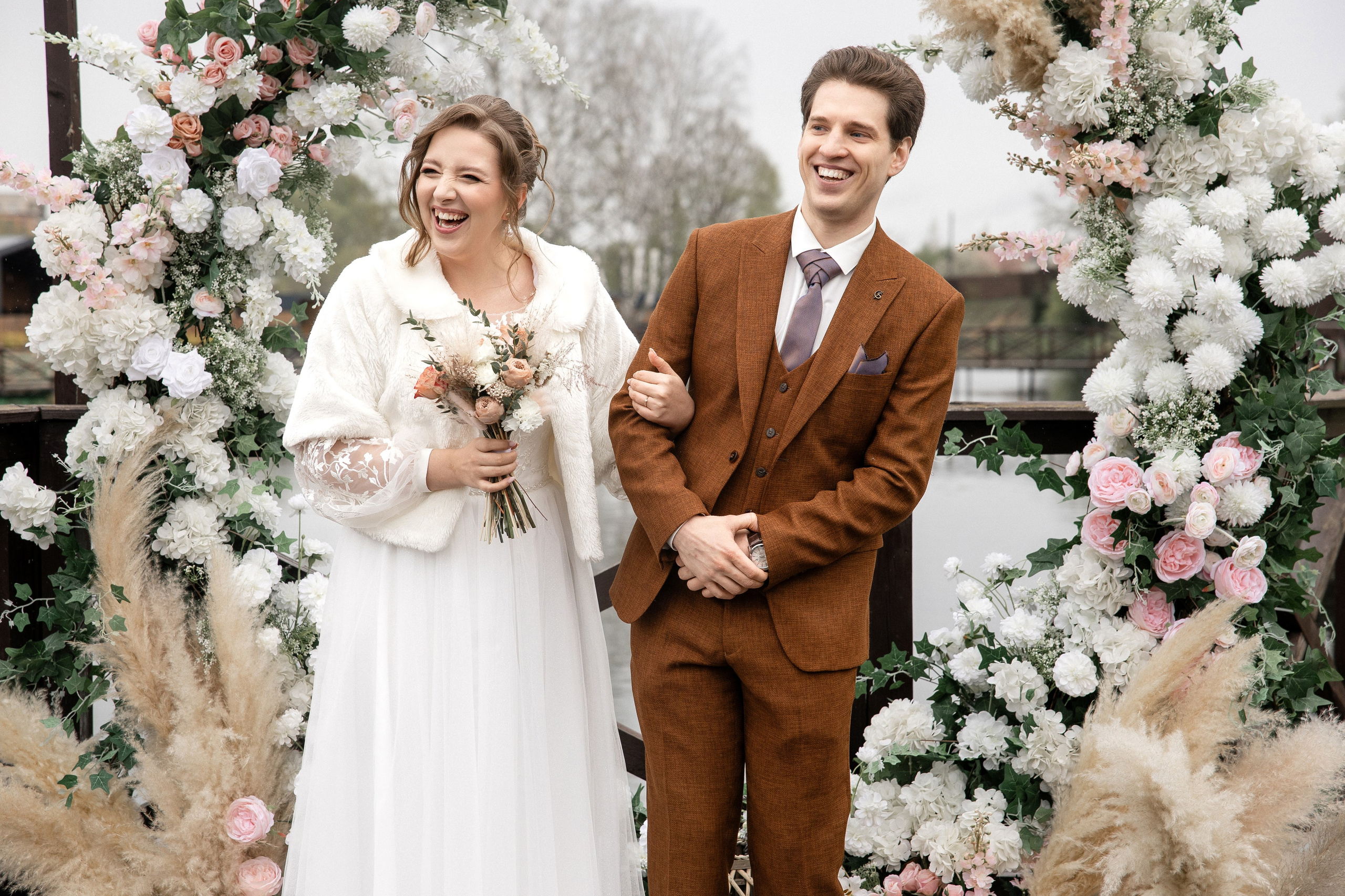 I&J. Свадебный фотограф в Иваново Гитарина Черняева