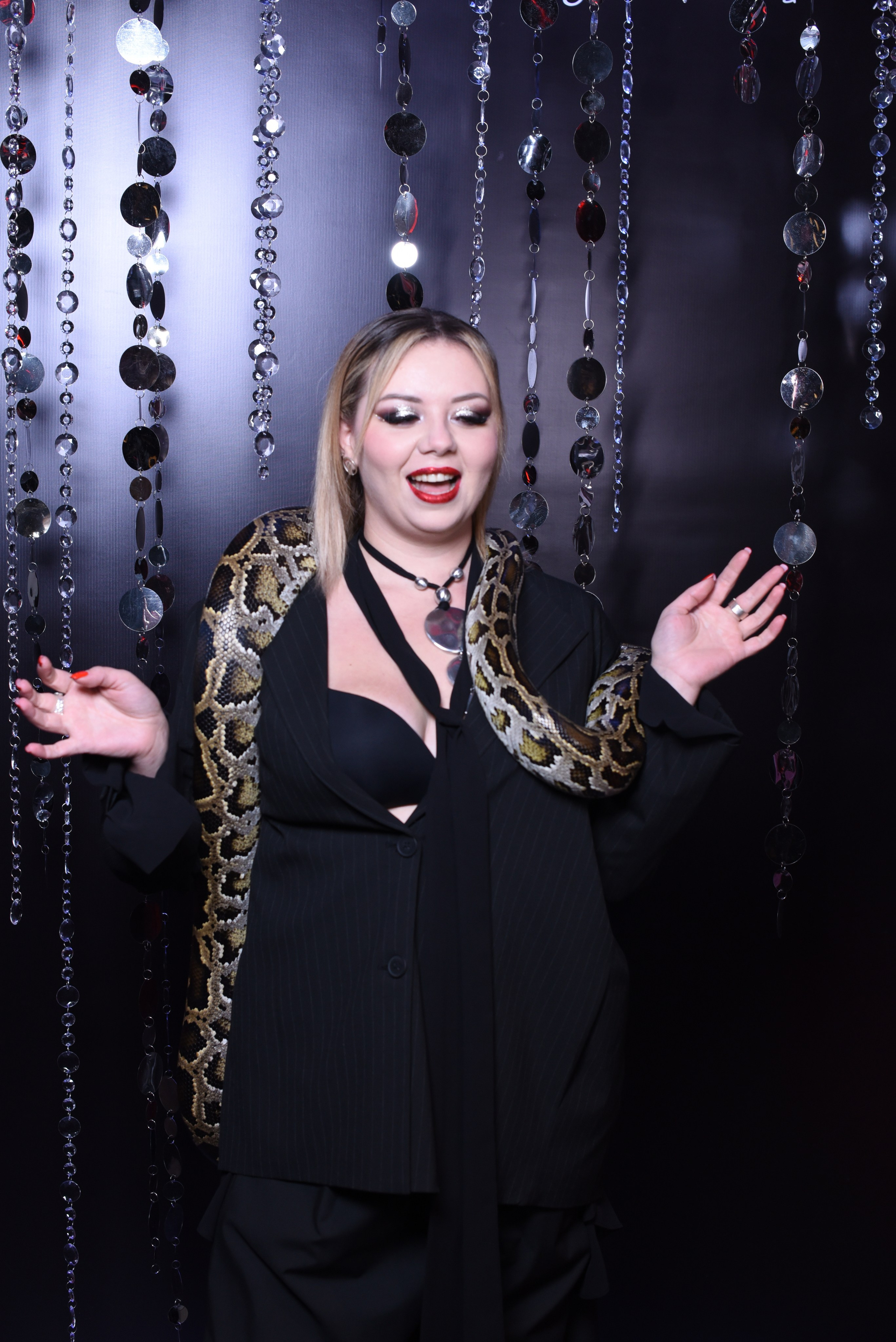 СПЛЕТНИ. Фотограф и видеограф в Краснодаре Анастасия Шеверева