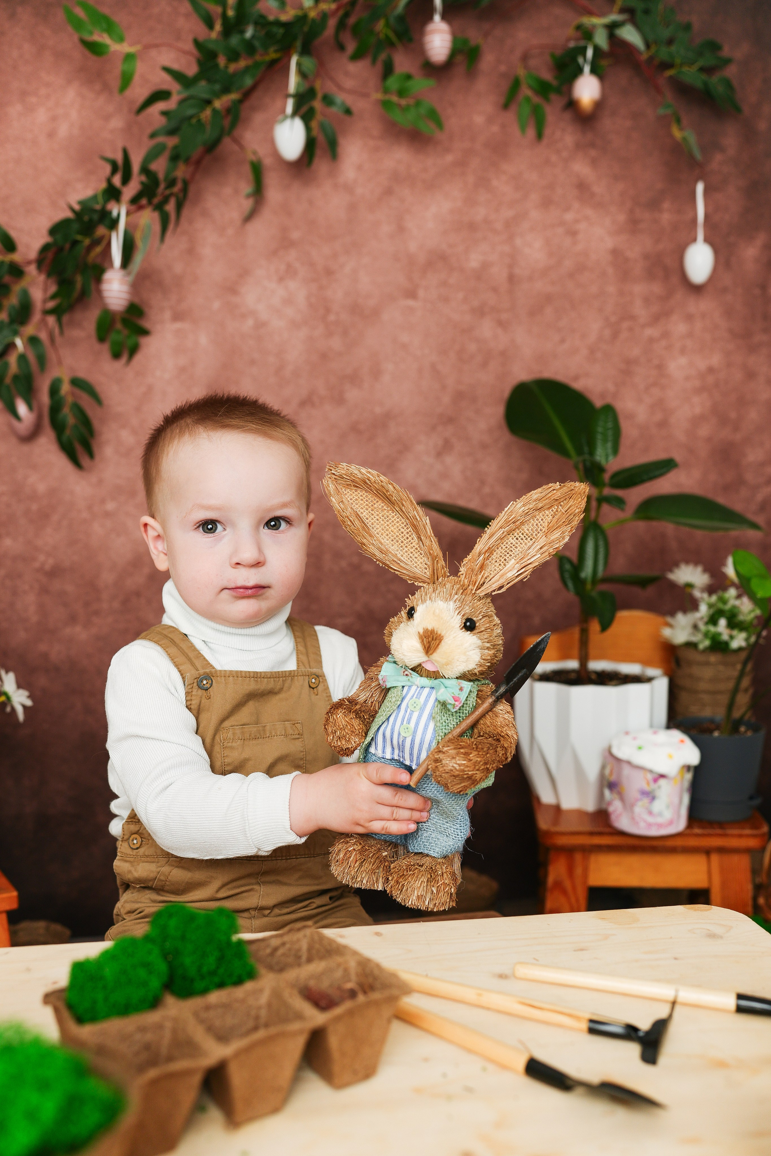 Маленький садовод. Фотограф новорожденных и детский фотограф в Екатеринбурге Ксени