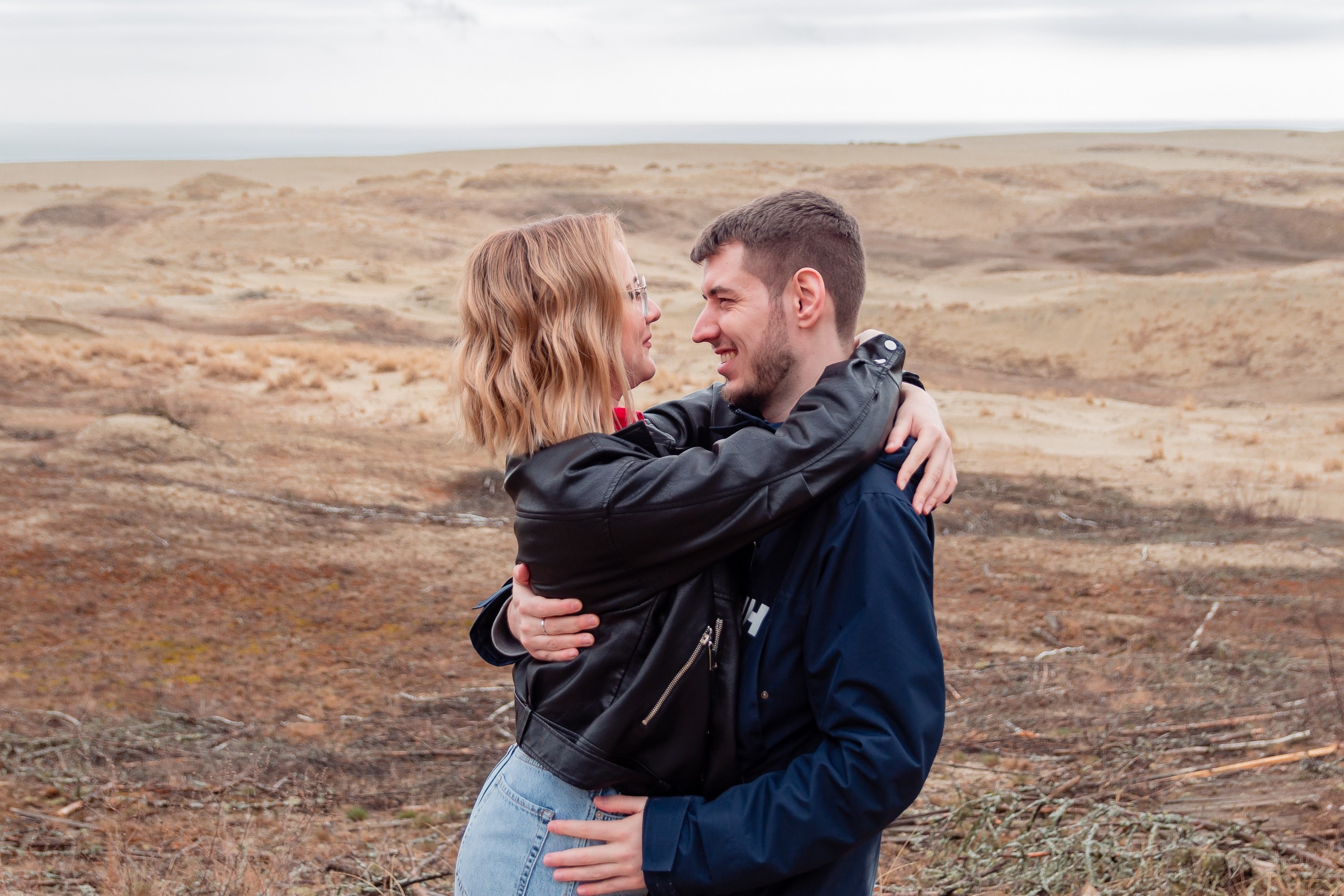 Алина и Иван | Куршская коса. Фотограф Елена Медок Калининград