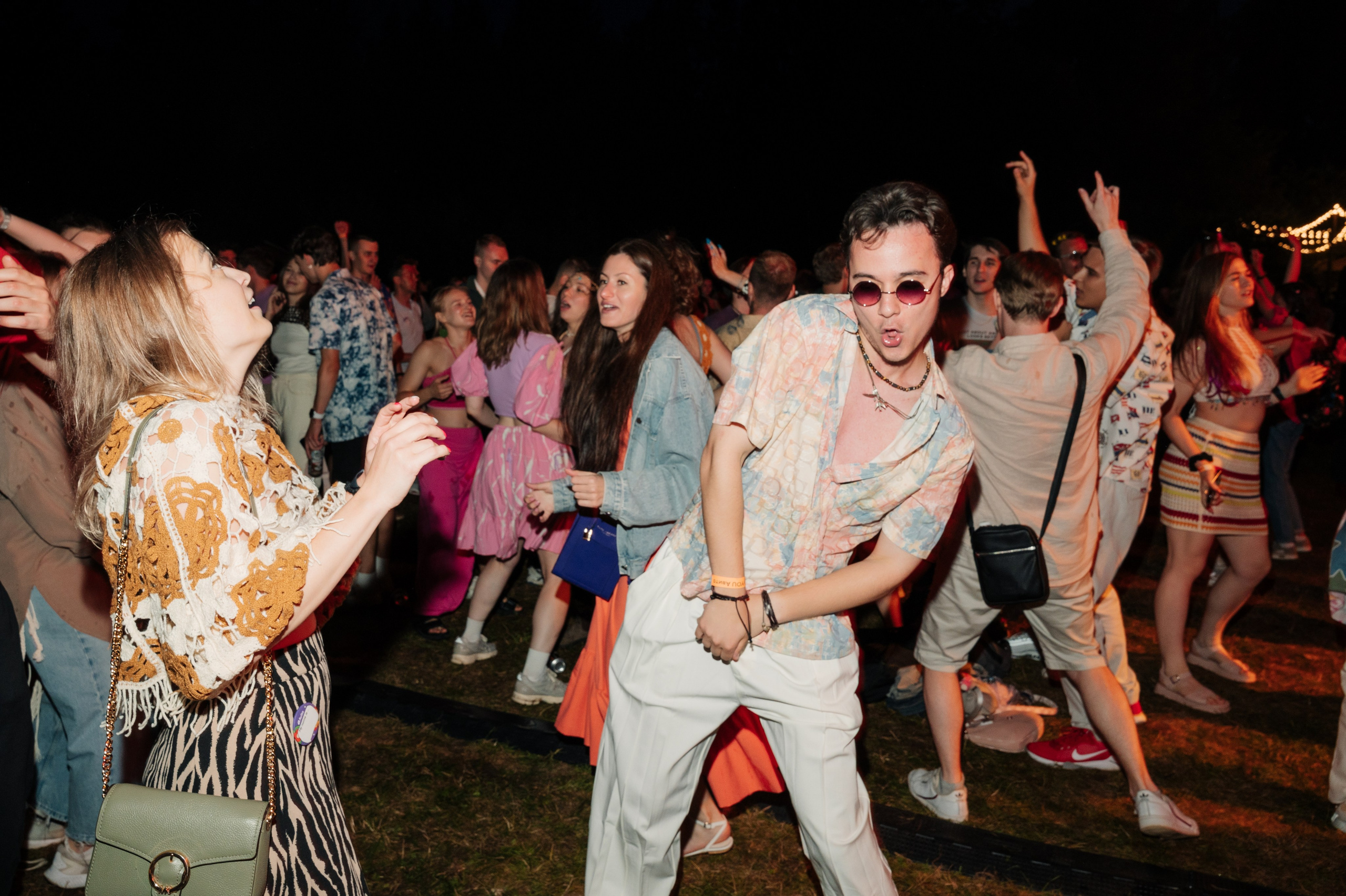 AVITO корпоратив компании на загородной площадке BIRCH. Свадебные фотосессии в Москве. Фотограф Сергей Ржевский