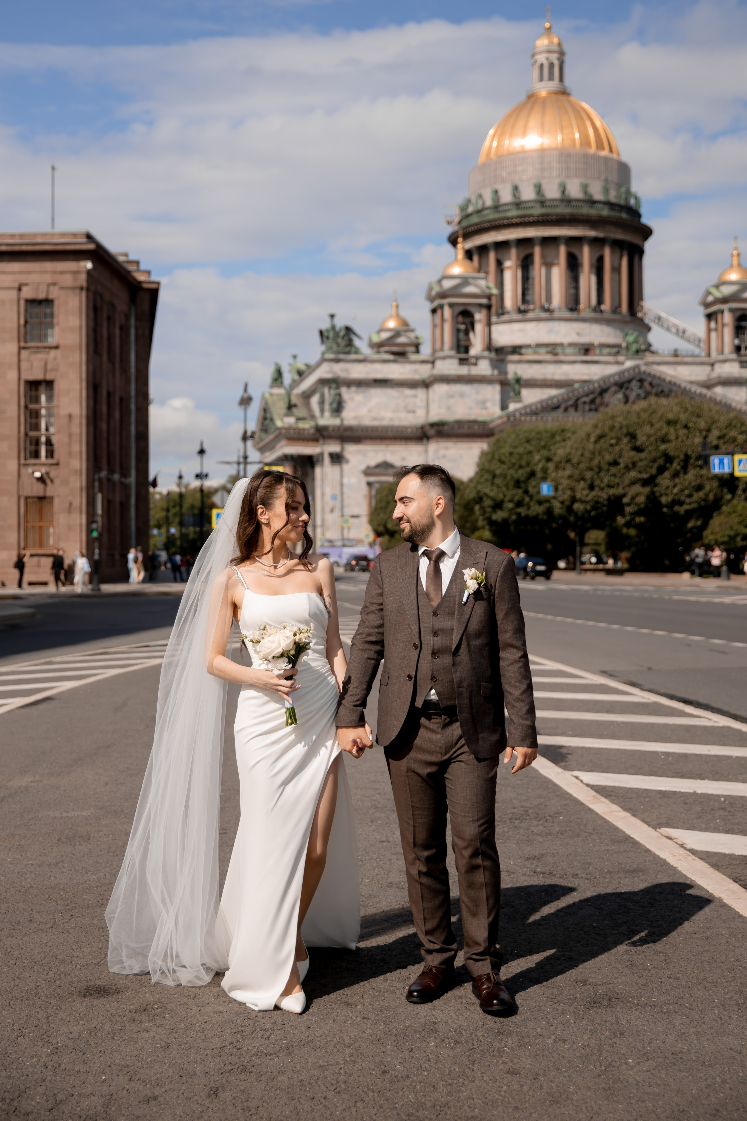 Анна и Александр / Прогулка + ЗАГС. Свадебный и семейный фотограф в Москве Диана Левченко