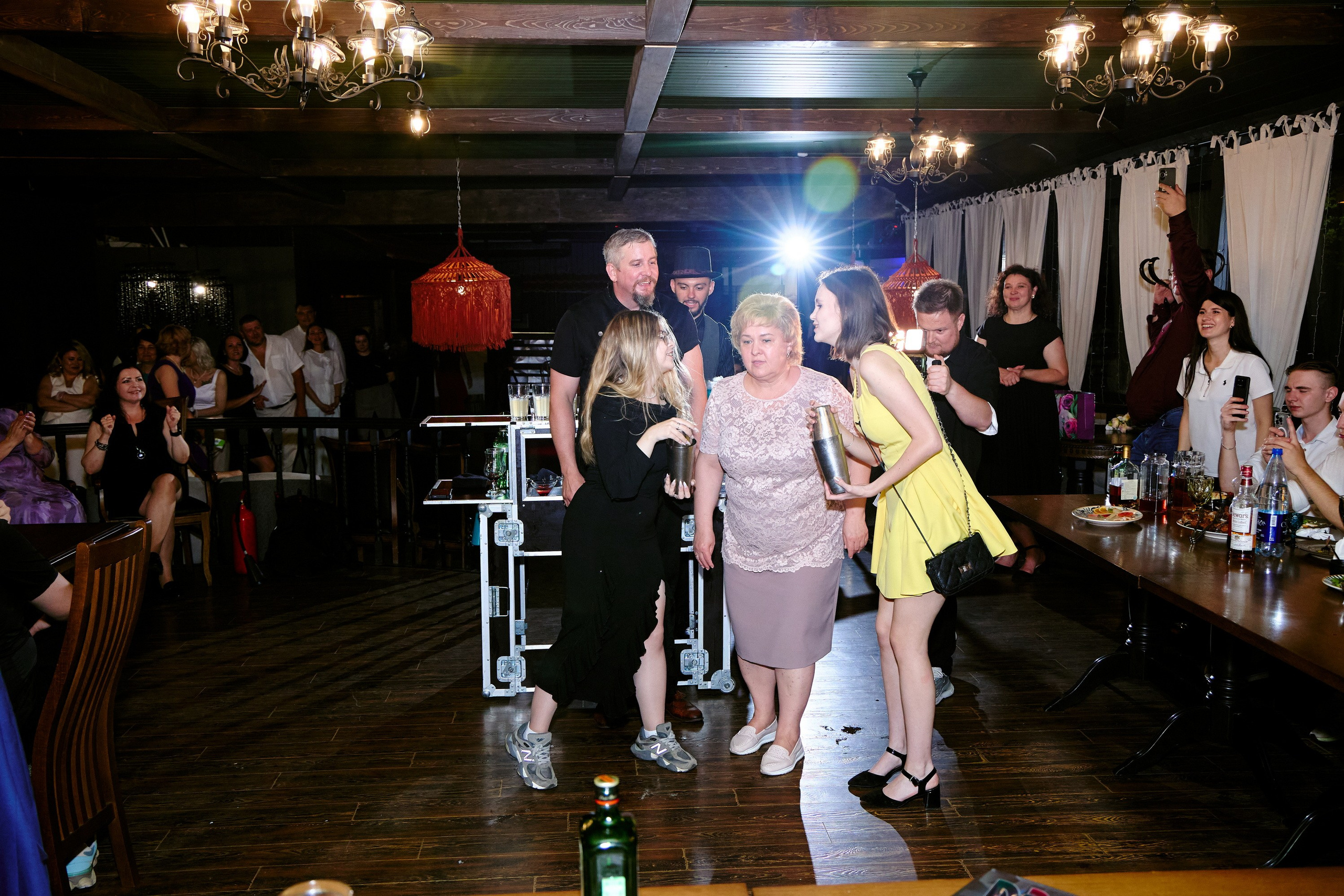 Выпускной 35 Сош. Фотограф Выпускные альбомы Таганрог Сергей Коробченко