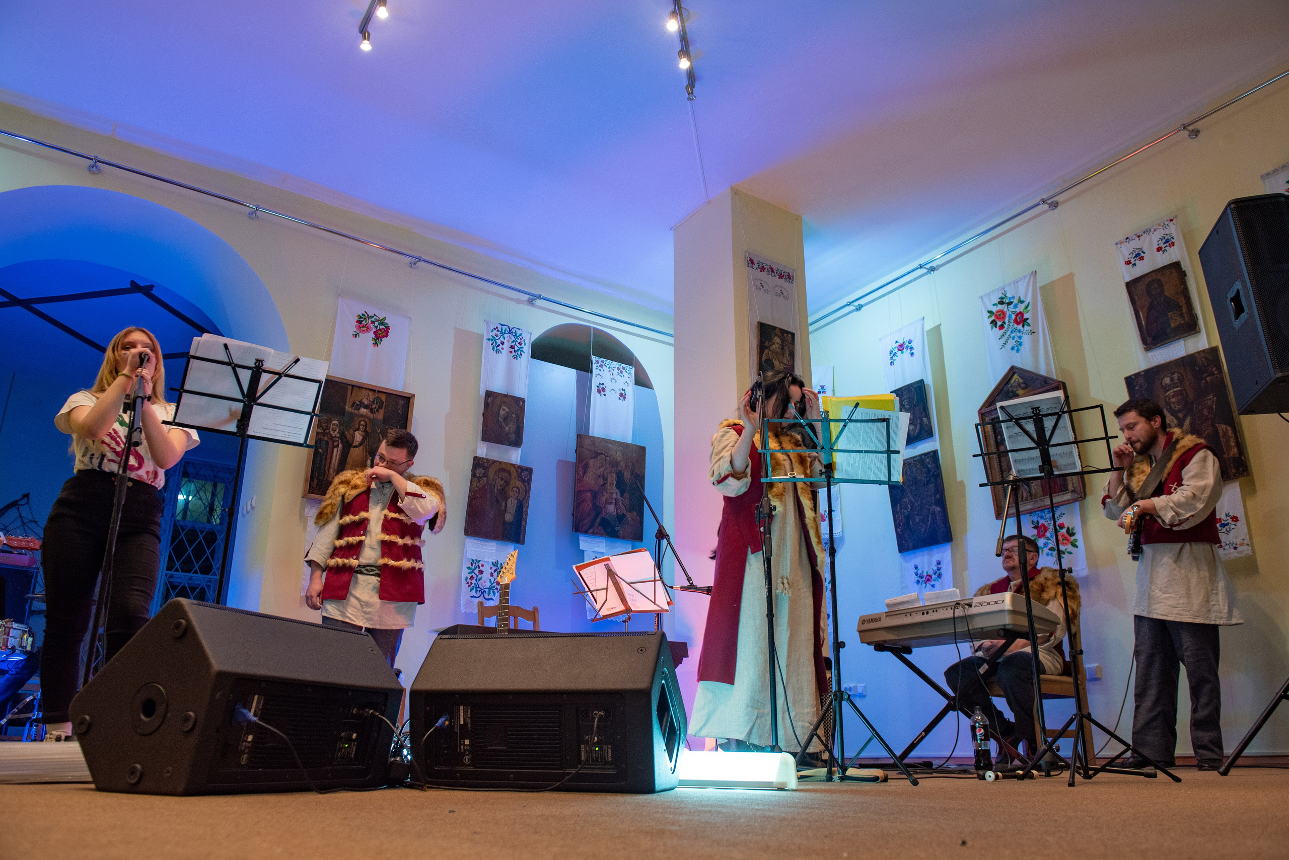 Чечерская Лютня & С#m. Автомобильный и интерьерный фотограф в Минске Александр Тагаев