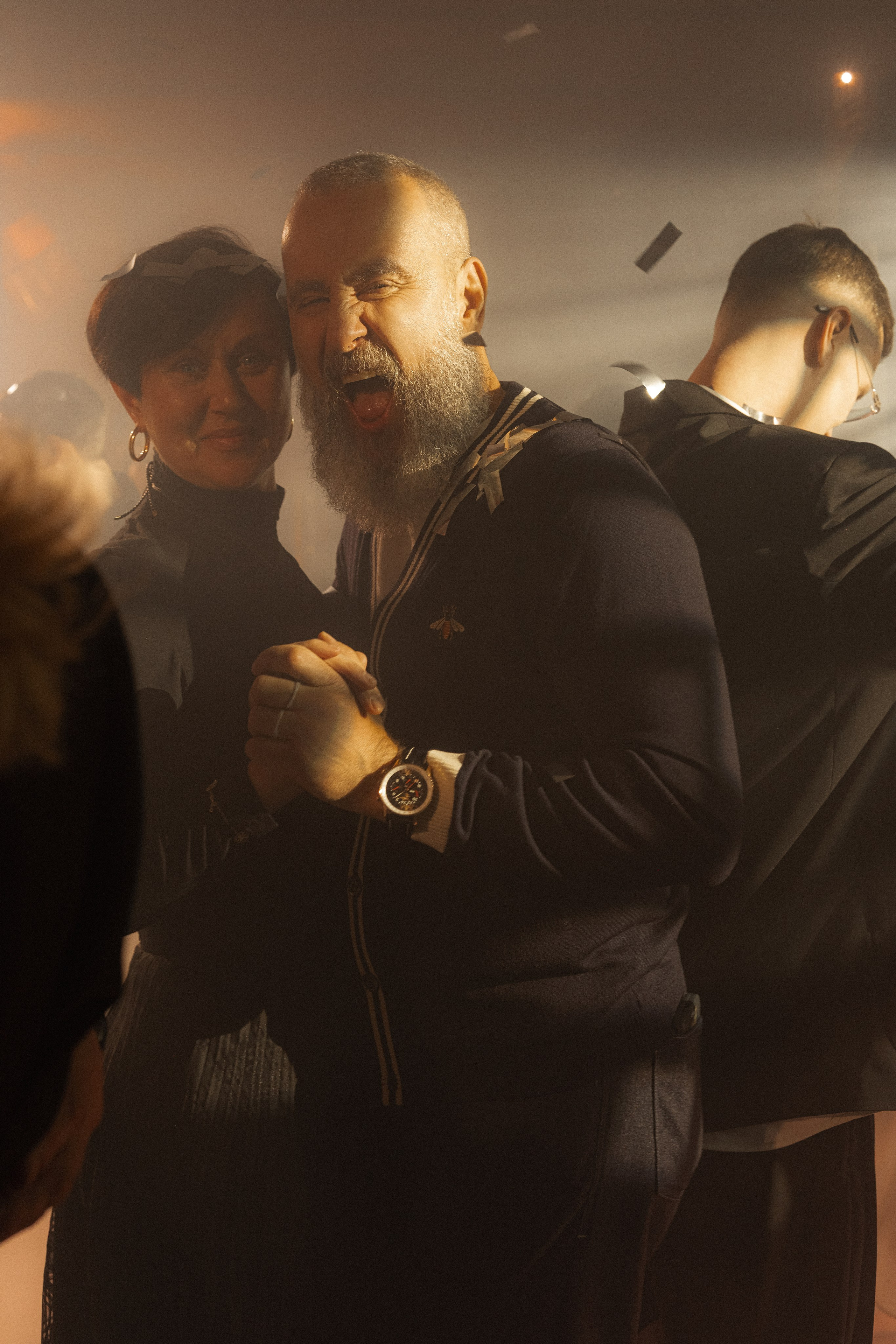 Awesome. Сентиментальная свадебная фотография