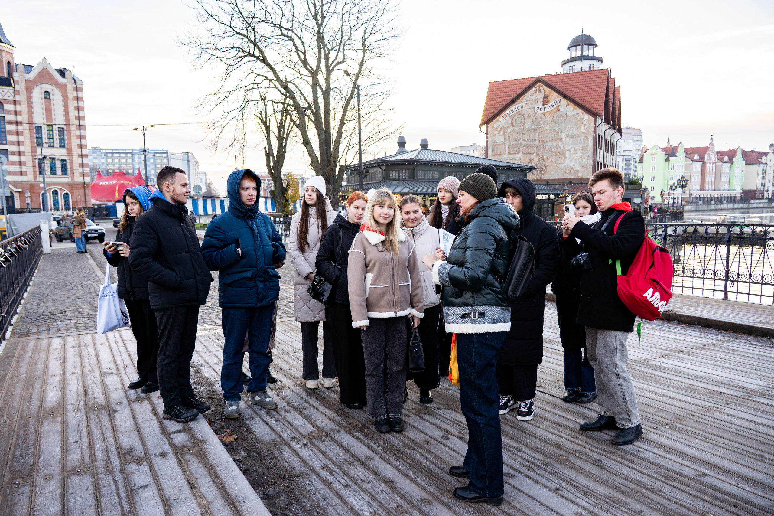 Историческая медиашкола 2025 в Калининграде. Репортажный фотограф в Москве Легкая Софья