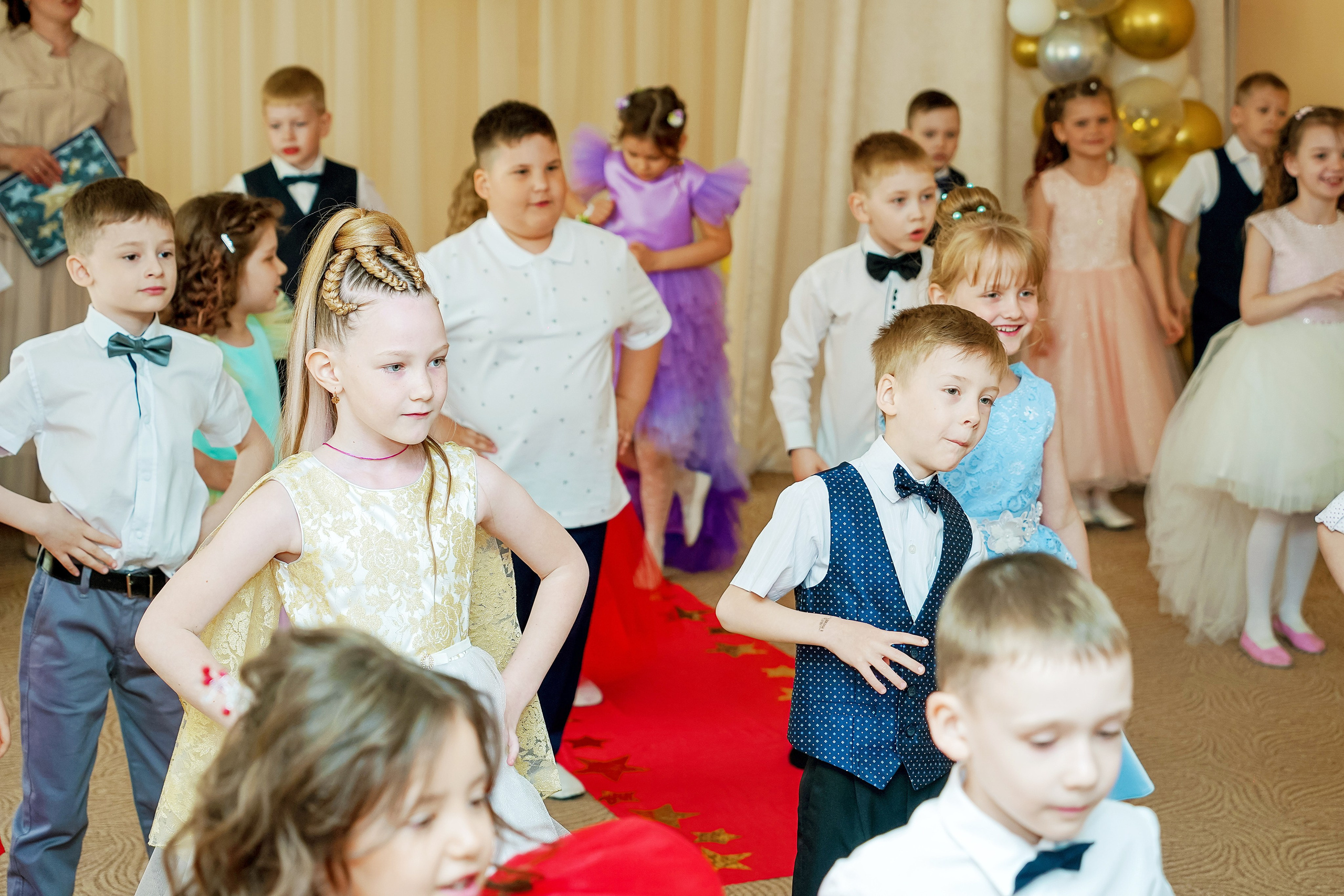 Фотосъемка видеосъёмка фотограф видеооператор новогодних утренников  в. Фотограф, видеооператор Нина Коршунова