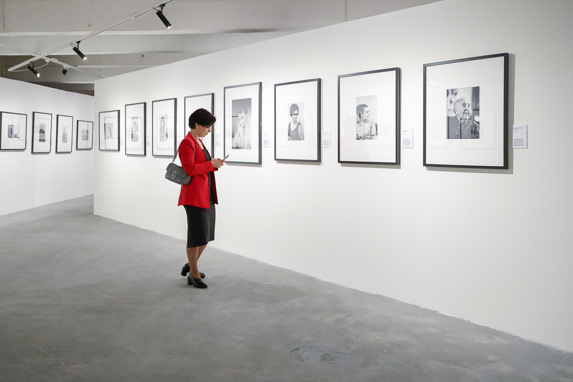 Игорь Кошельков.ЗВЁЗДЫ ОТТЕПЕЛИ. Репортажный, архитектурный, театральный и файн-арт фотограф Лена Мельникова в Москве