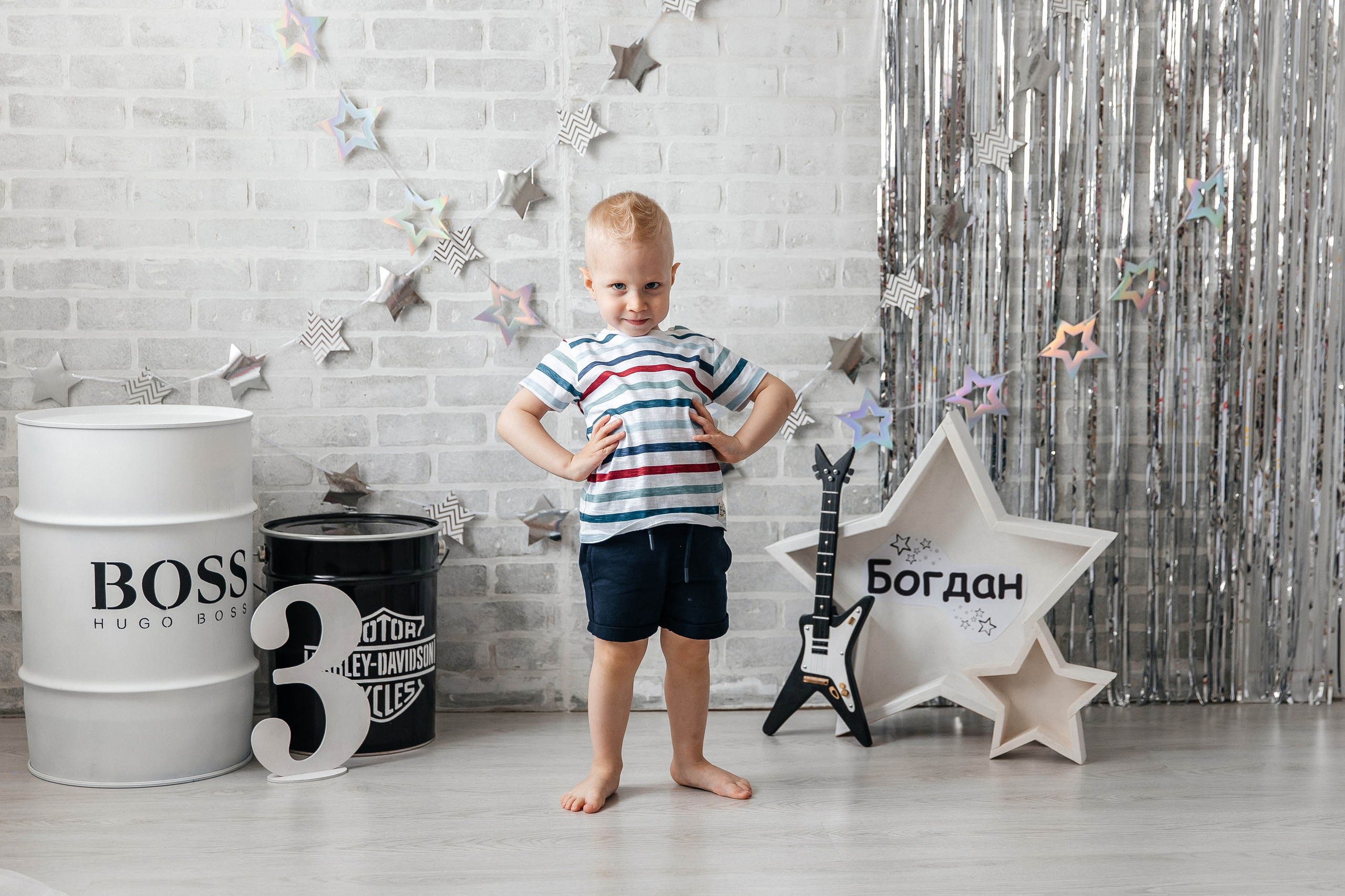 Гитара (до 3 лет). Детский фотограф, выпускные альбомы в Нижнем Новгороде Бодягина Мария