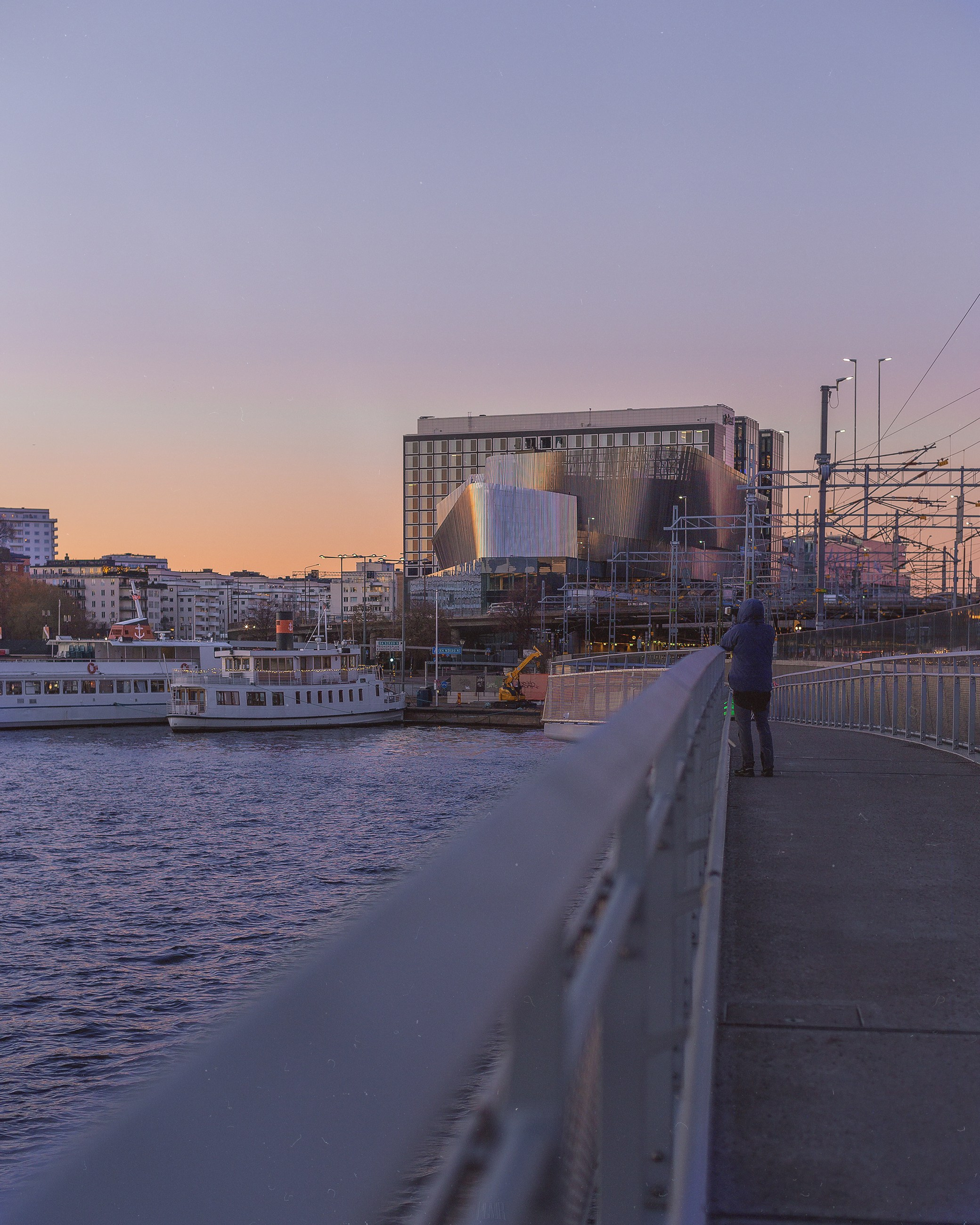 C i t i e s. Your photographer