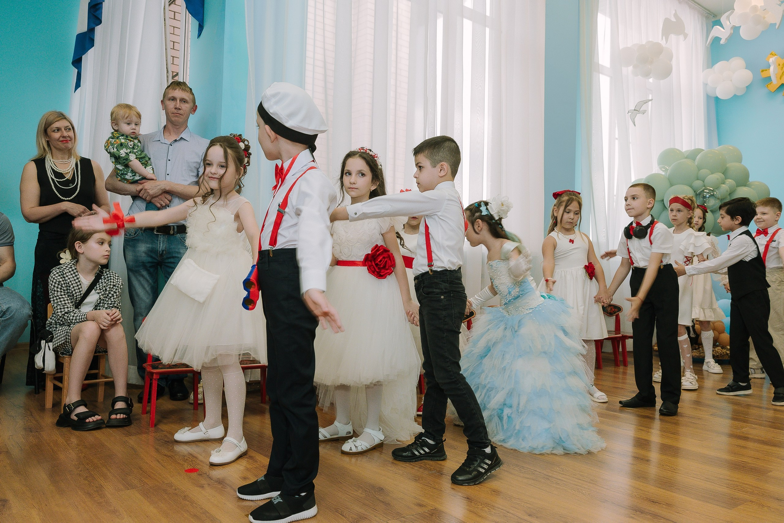 Выпускной 10 ДС. Выпускные альбомы Натальи Бутко: Новороссийск, Анапа, Геленджик