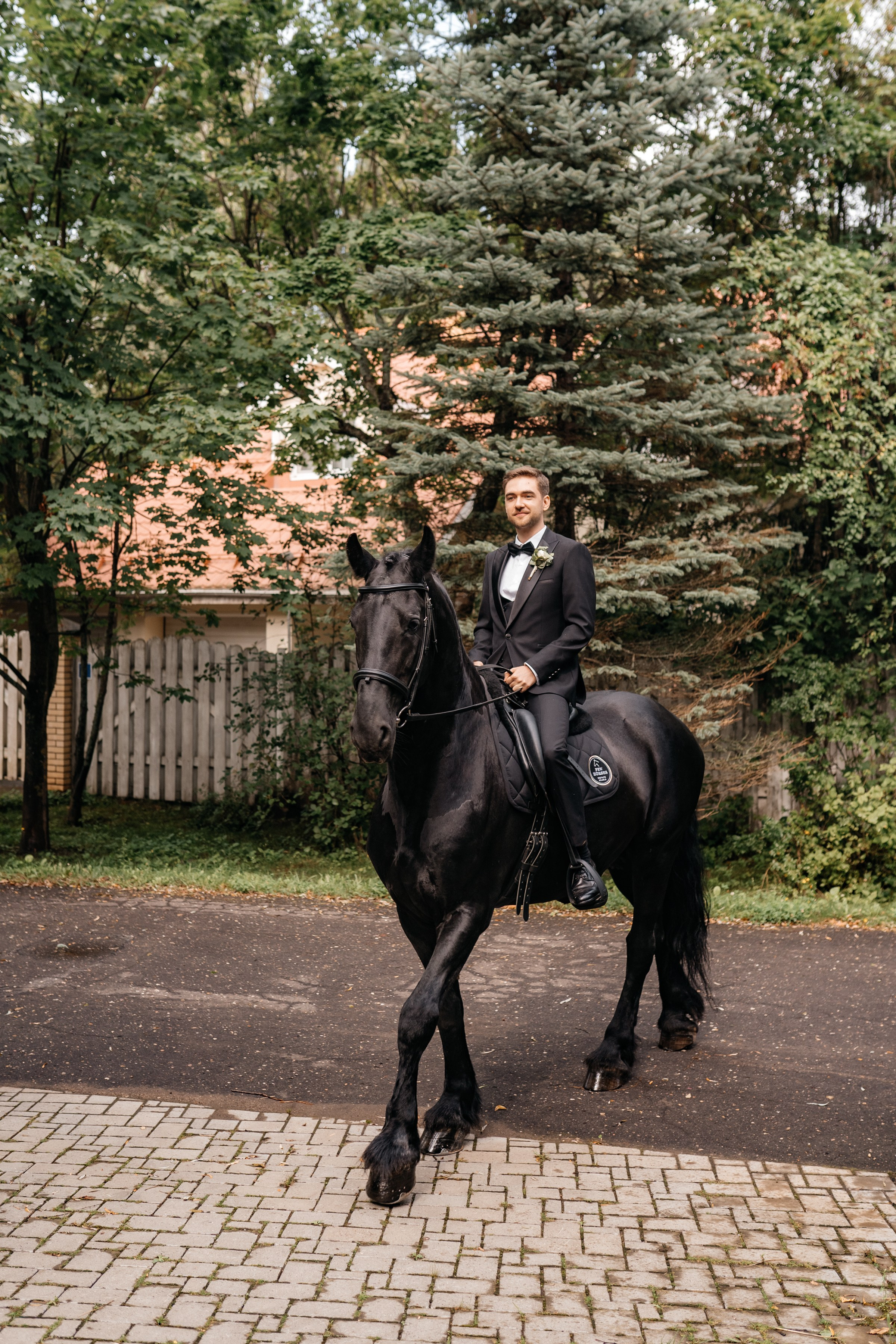 Fewhorses «Рыцарская свадьба». Семейный и свадебный фотограф в Москве Виктория Махова