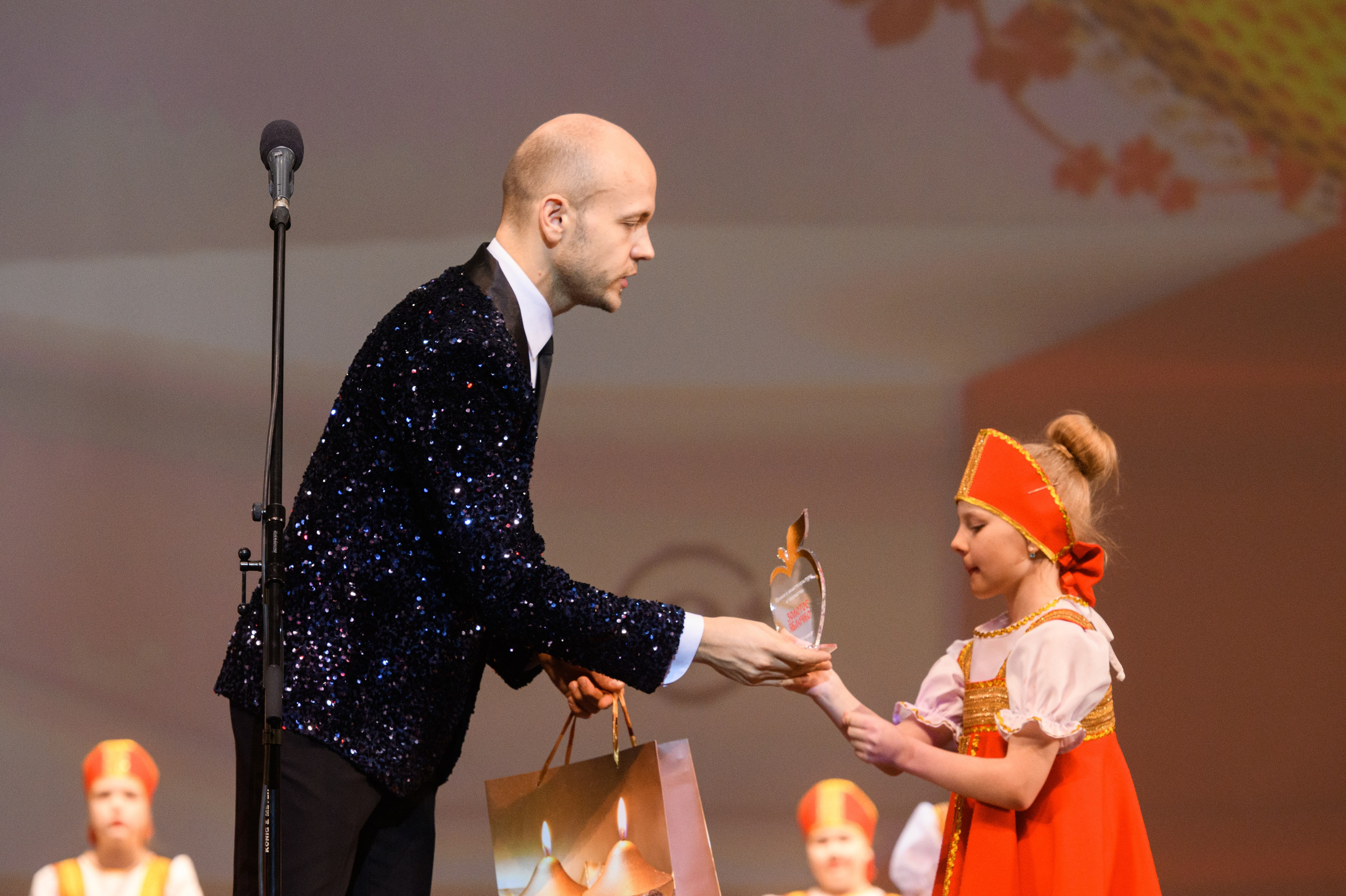 23 апреля, часть 1, БКЗ Октябрьский, г. Санкт-Петербург. Золотое яблочко