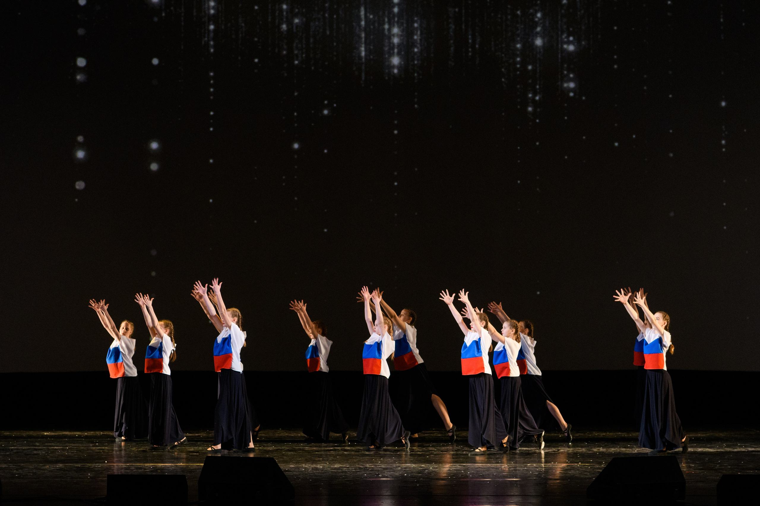 23 апреля, часть 2, БКЗ Октябрьский, г. Санкт-Петербург. Золотое яблочко