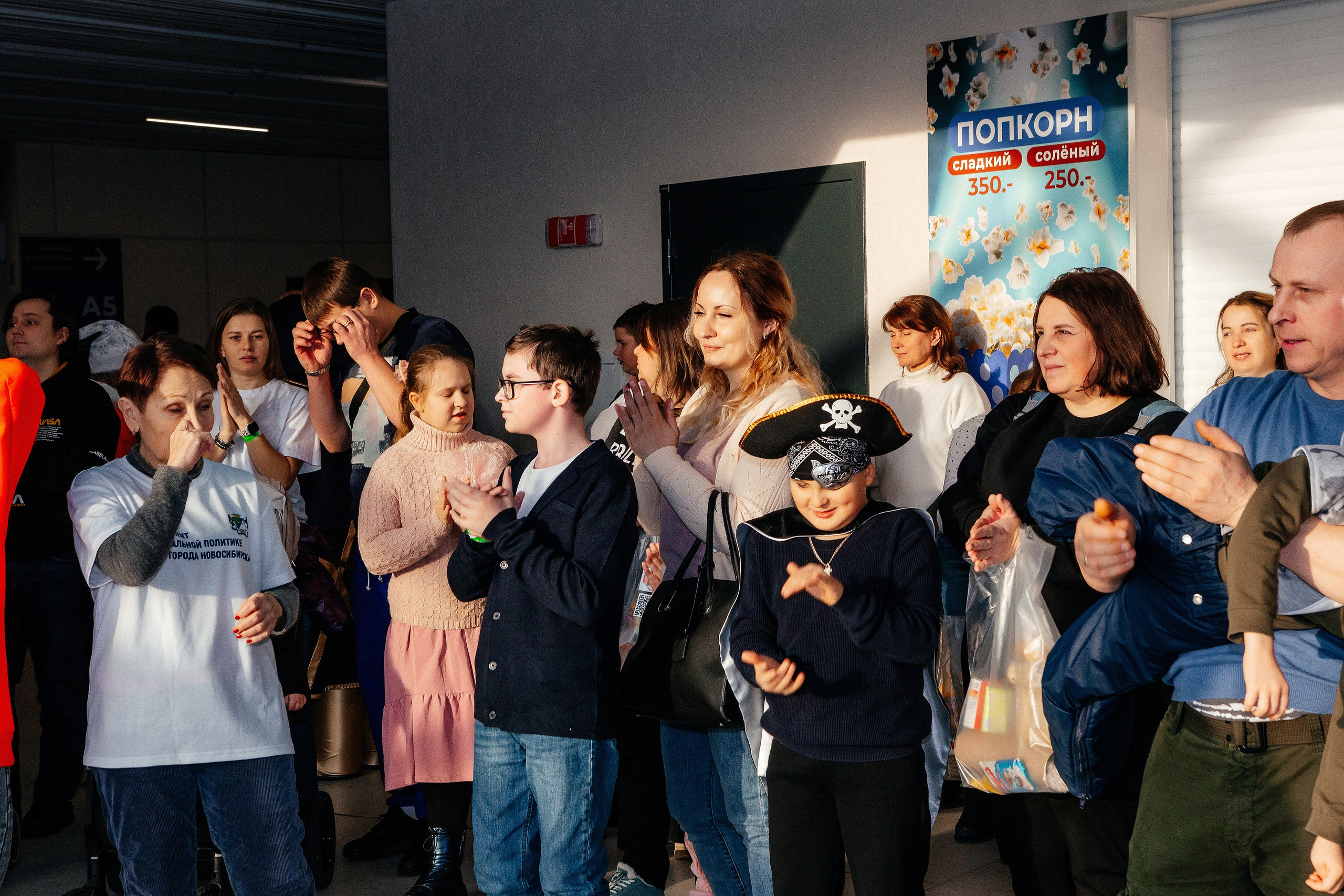 Благотворительный НГ. Фонд Завтра. Контент фотограф, съемка для маркетплейсов, фуд съемка и репортажи в Новосибирске Ралия Галеева