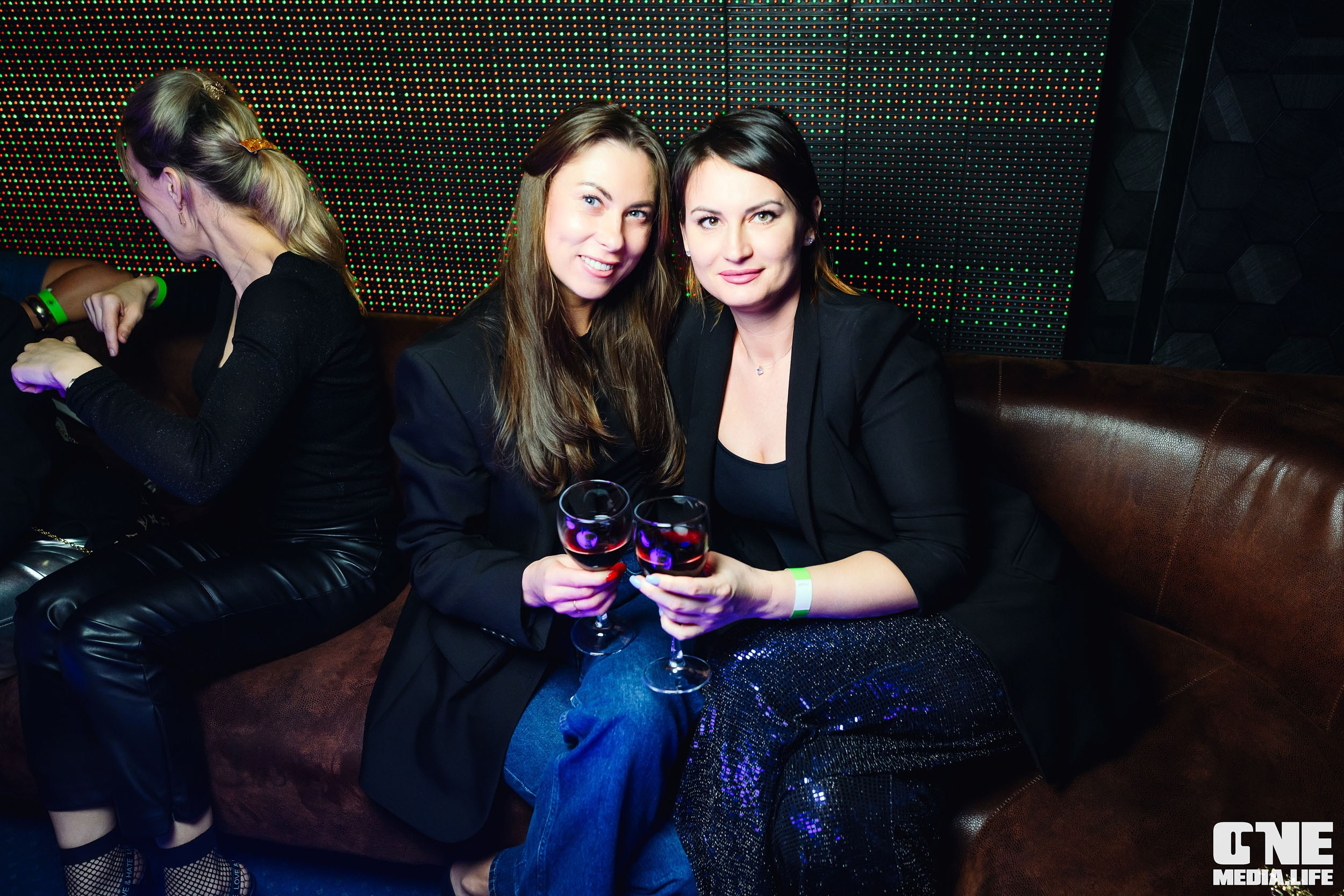 Концерт группы стрелки в Планете 13 апреля. One Media Life: фоторепортажи, фотоотчеты с мероприятий и заведений