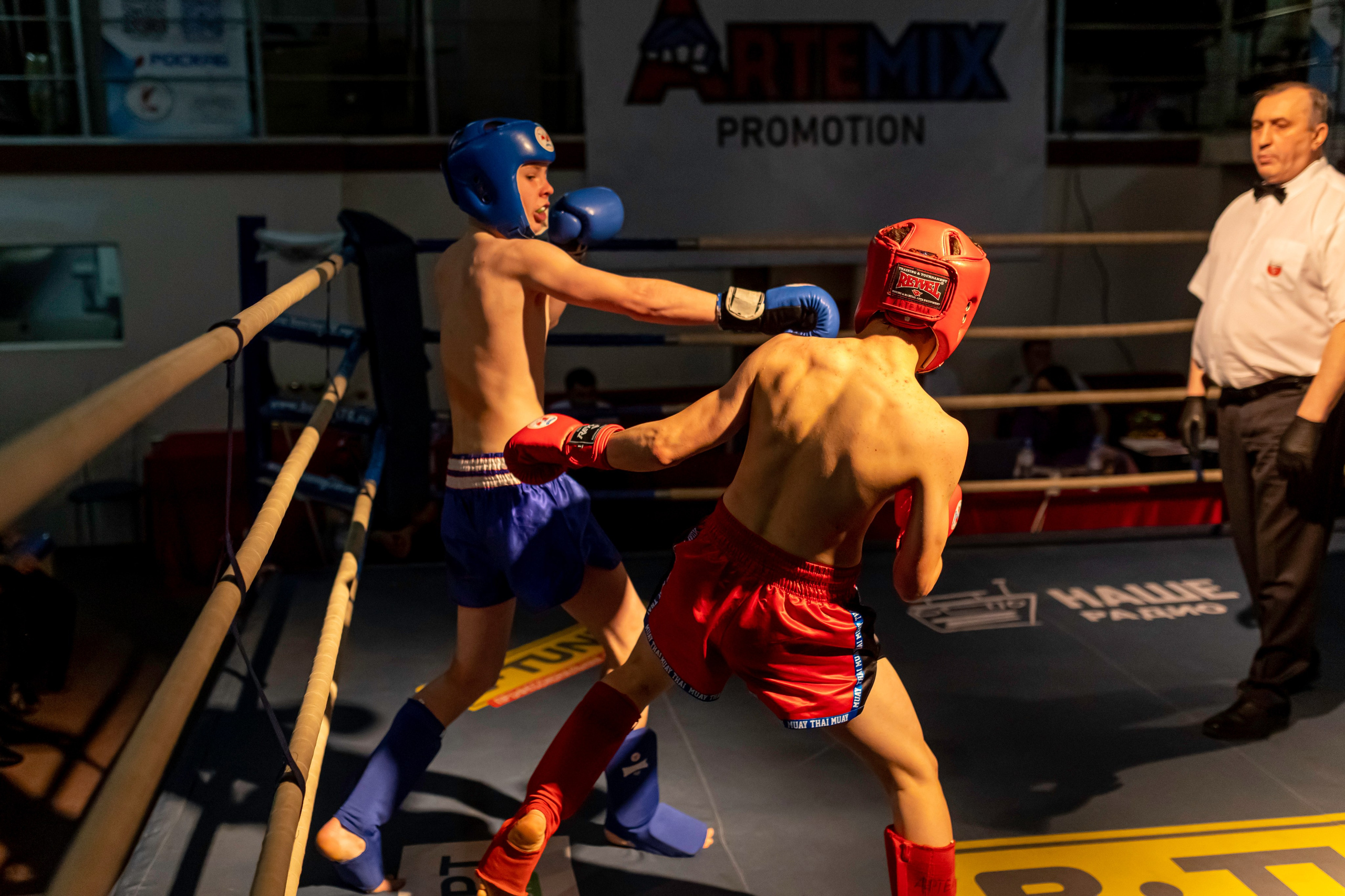 Кикбоксинг дети. Фотограф на праздник, корпоратив, День Рождения и Юбилей в г. Санкт-Петербурге Алексей Анкушев