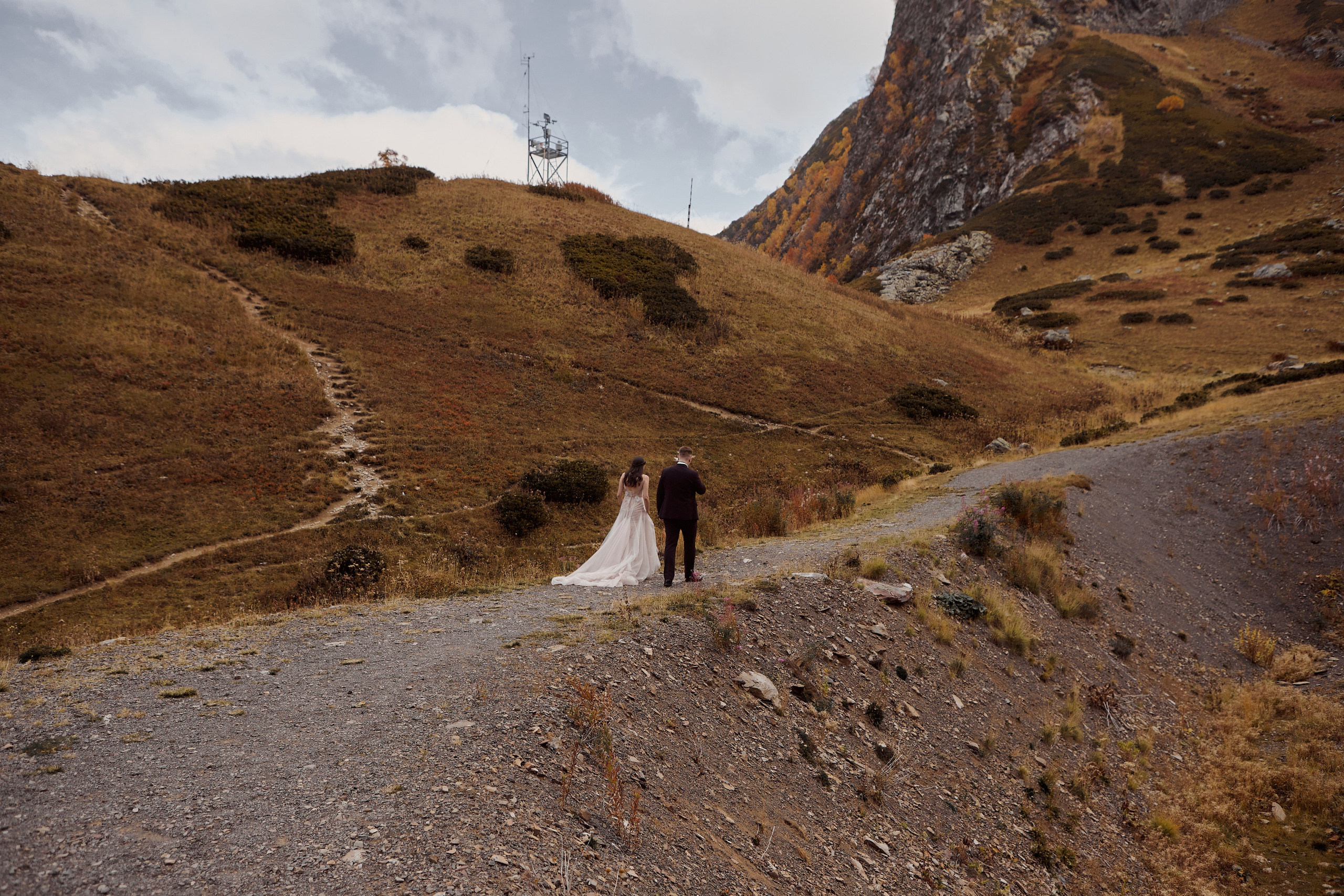 Свадебная фотосессия в горах. Свадебный и семейный фотограф в Сочи-Красной поляне Ларионова Анна