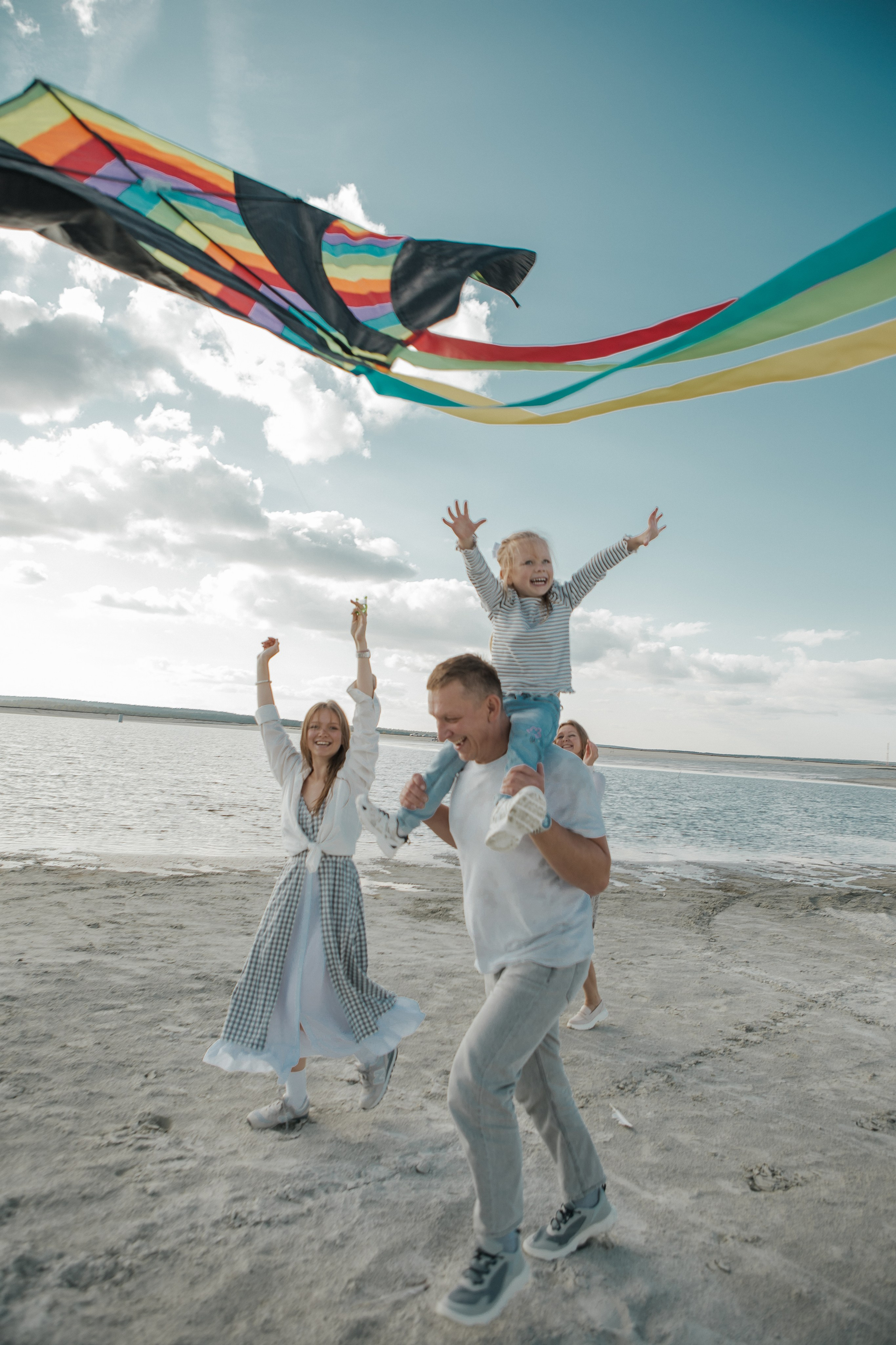 Семейная фотосессия в песках. Свадебный и семейный фотограф Ибрагимова Мария из Екатеринбурга