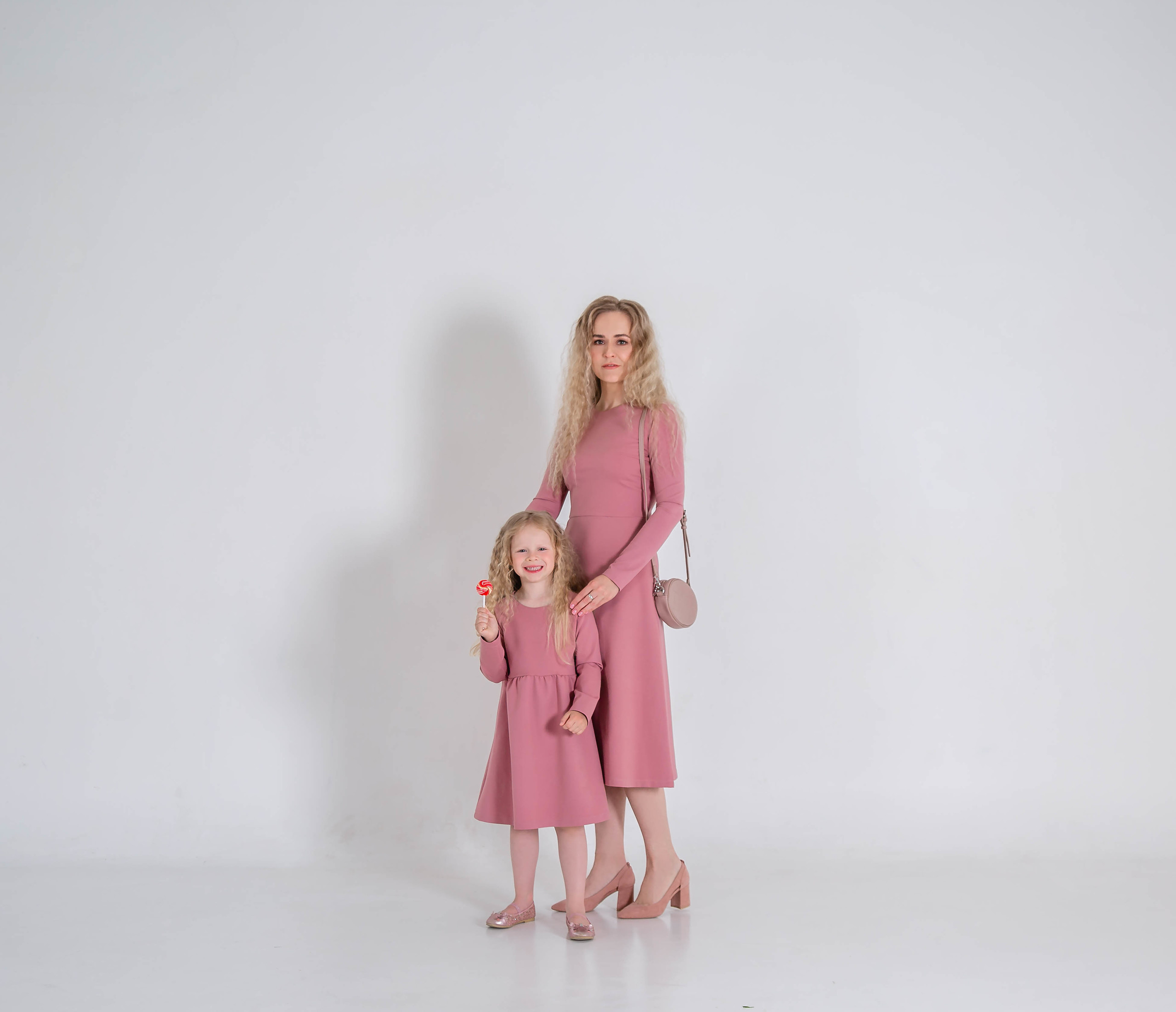 Фотосессия для весенней коллекции button.dress. Семейный и детский фотограф в Санкт- Петербурге Ольга Салаева