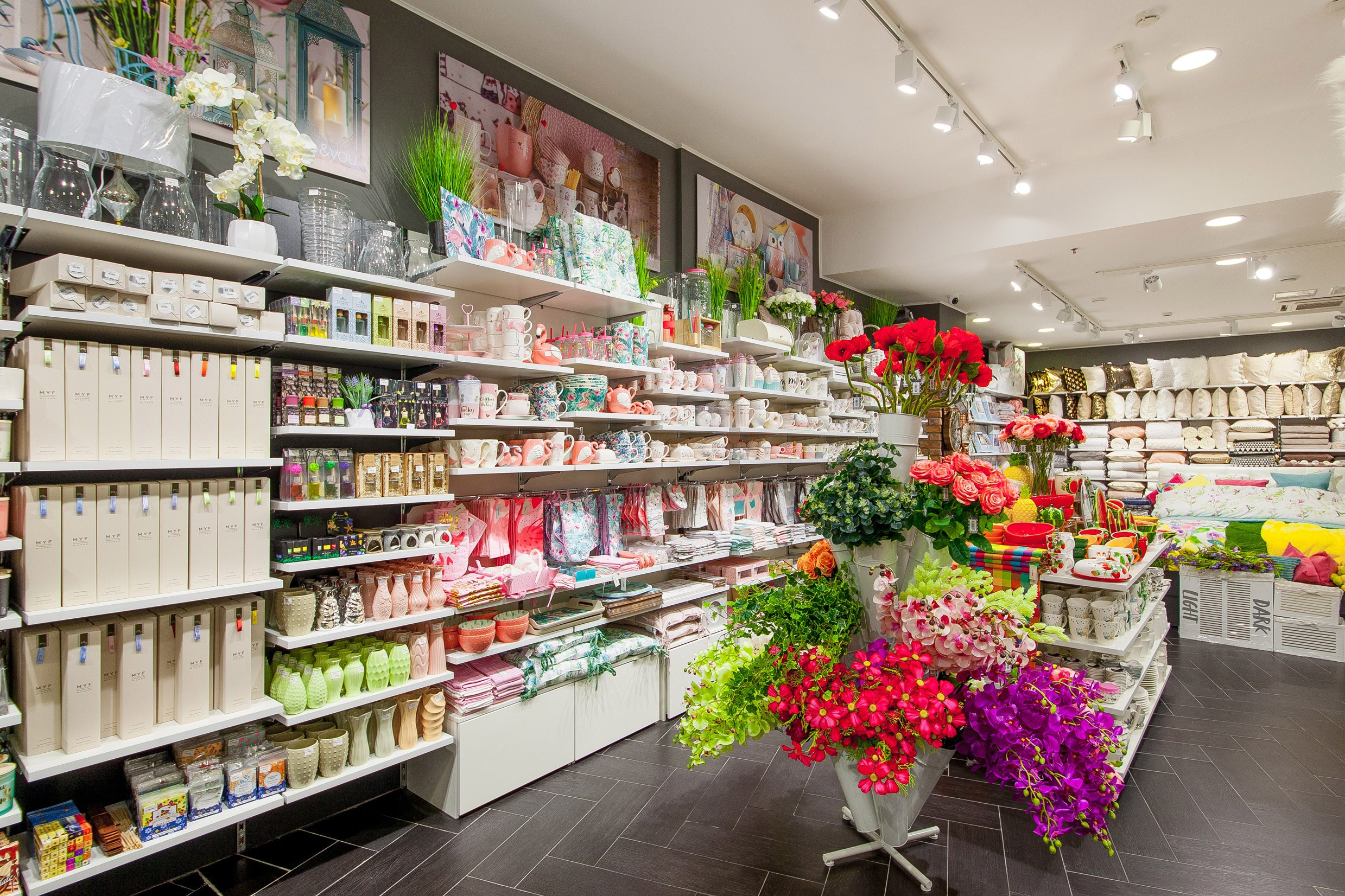 Shops. Interior photographer Vitalii in Portland and Vancouver