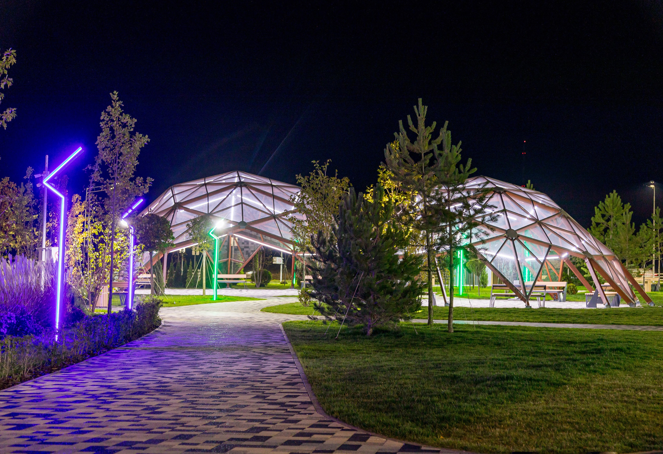 Exterior photography. Interior photographer Vitalii in Portland and Vancouver