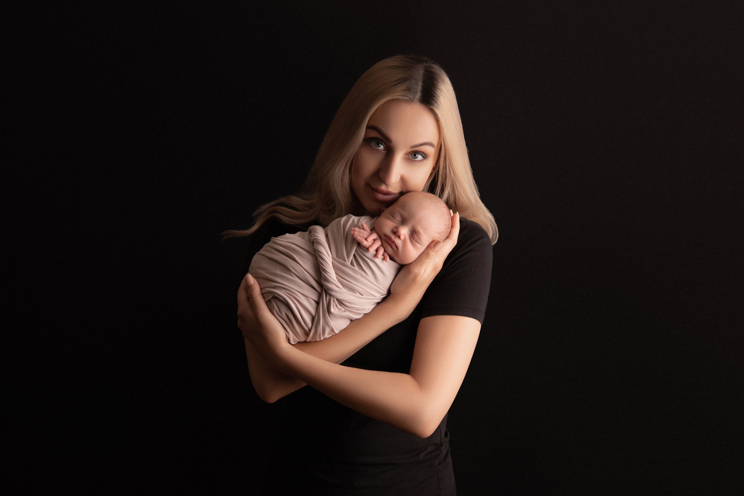 NEWBORN. Смиричевская Екатерина — фотограф новорожденных