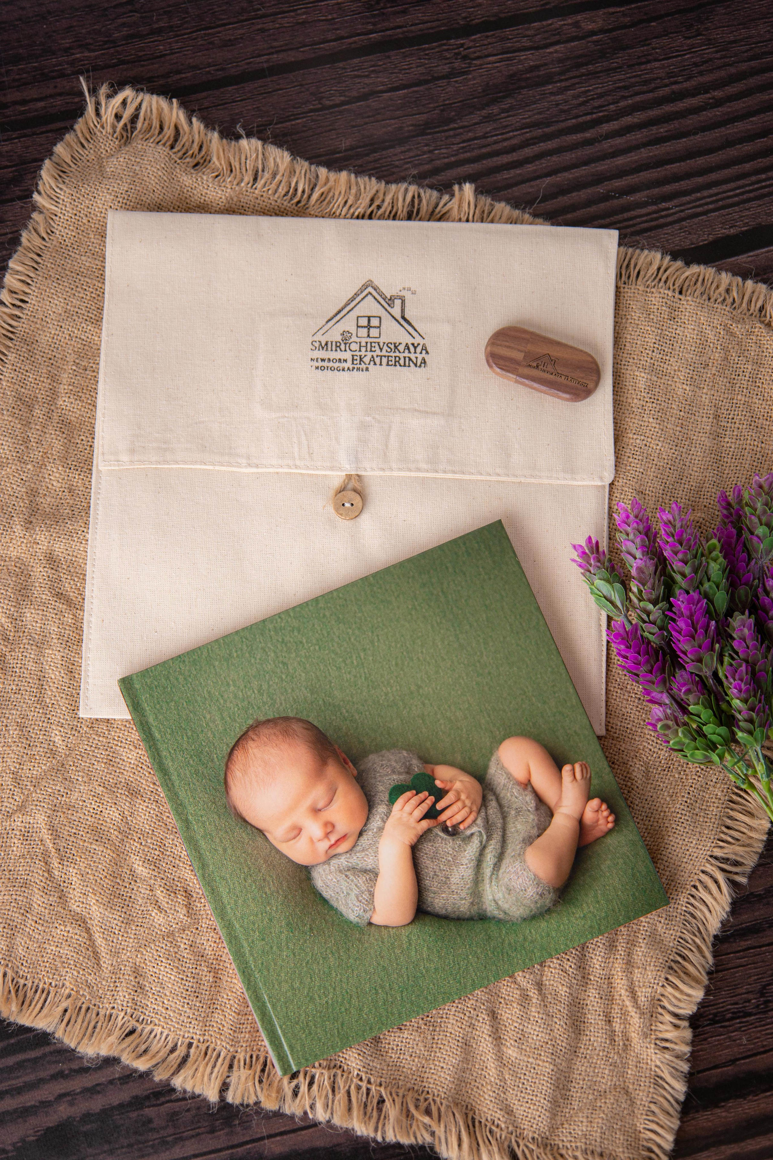 Печатная продукция. Смиричевская Екатерина — фотограф новорожденных