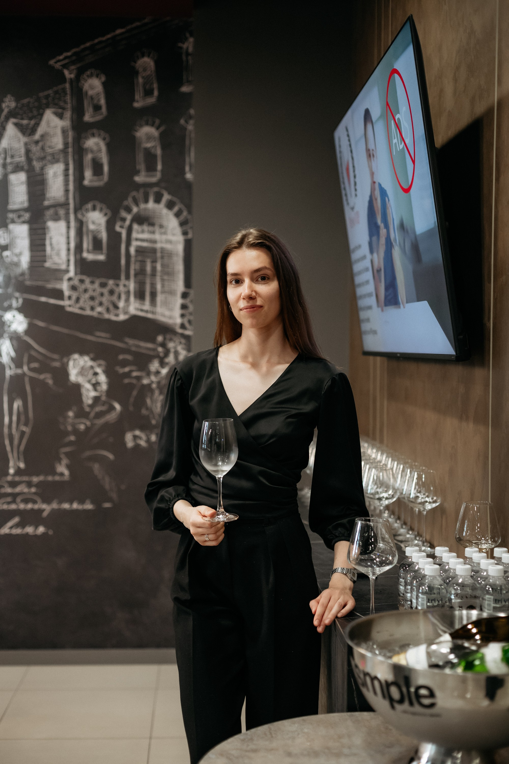 BY SIMPLE ВИНОТЕКА — ОТКРЫТИЕ. СВОИ. ФОТООТЧЕТЫ-СОБЫТИЯ-МЕСТА